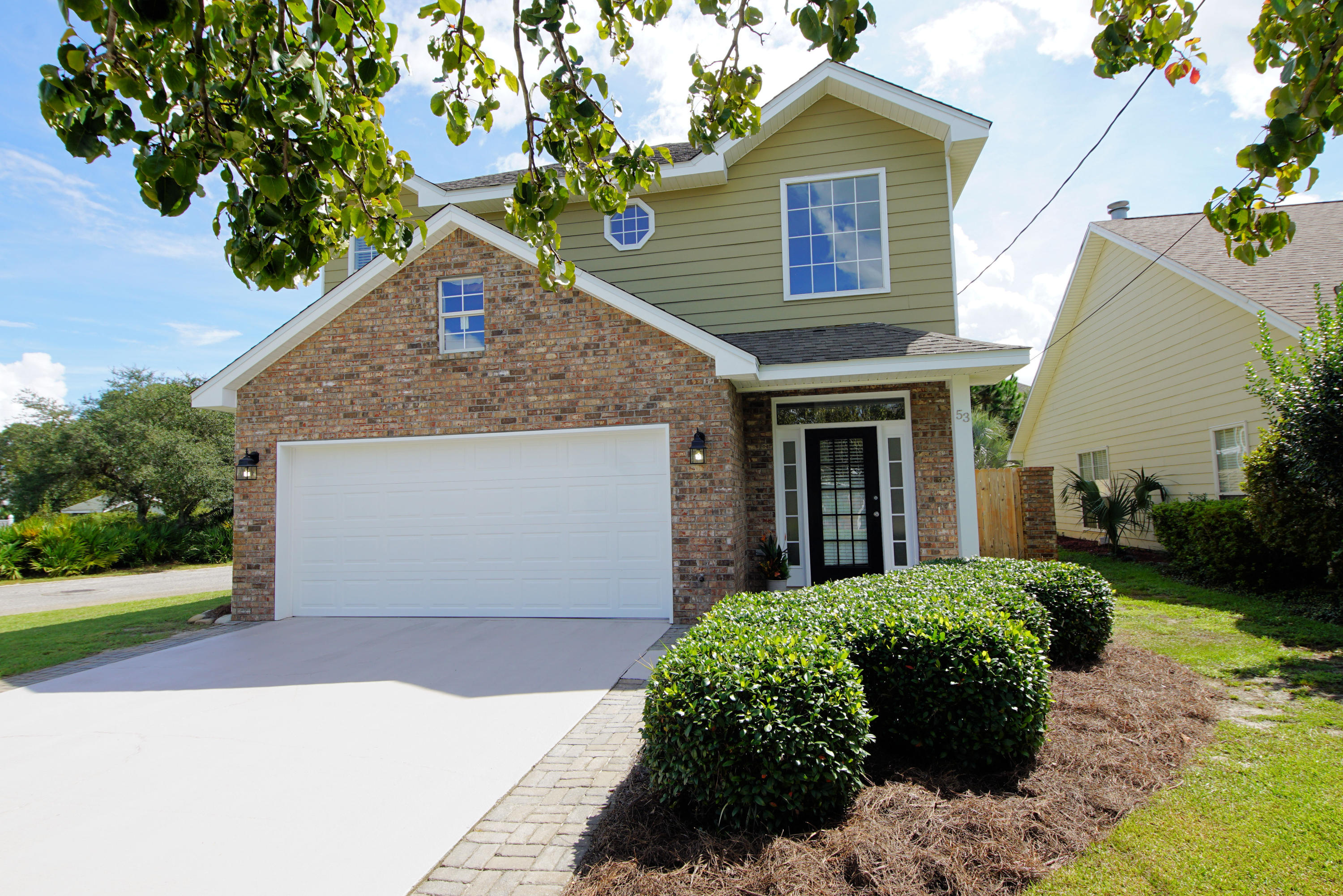 OLDE FLORIDA LAKES - Residential