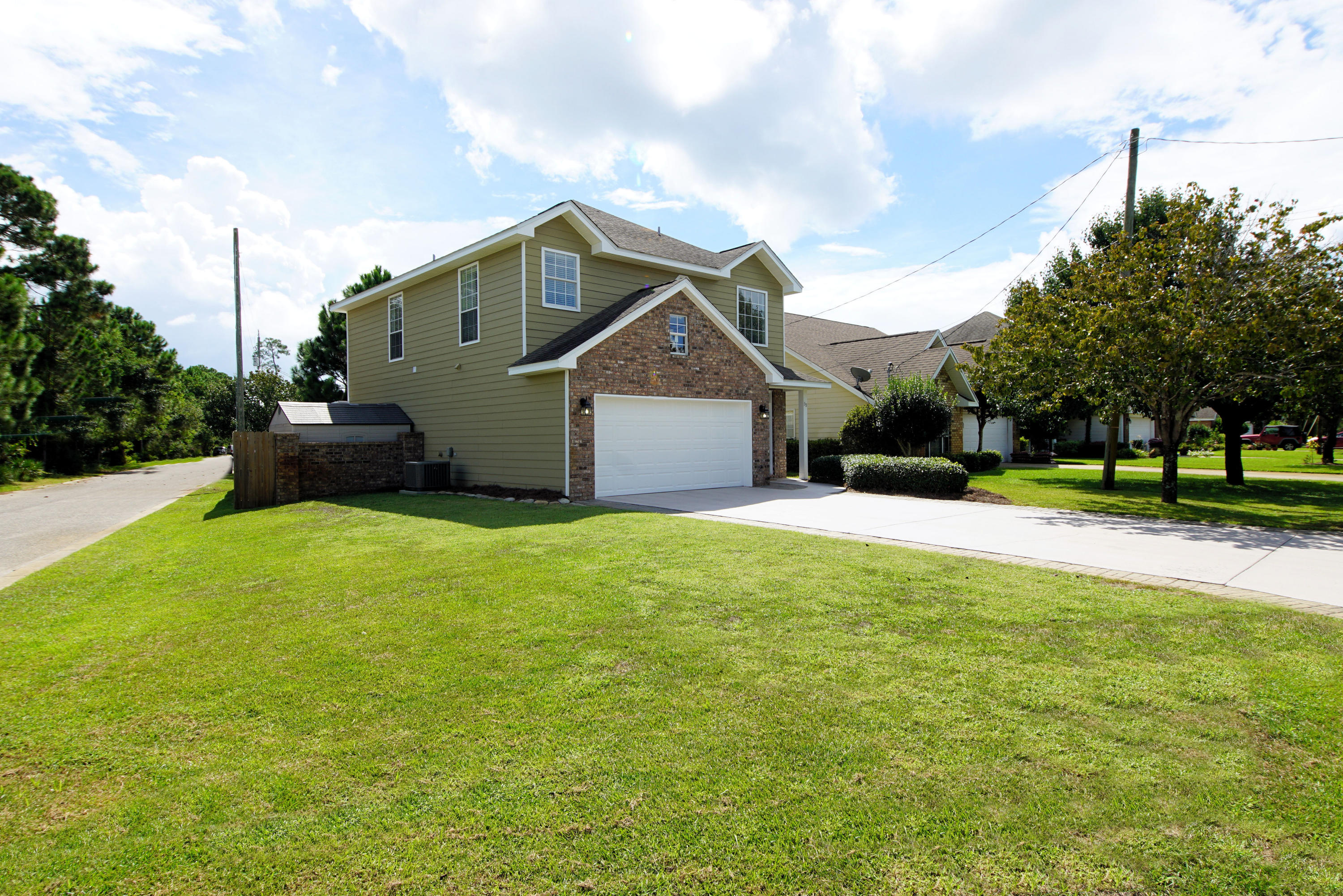 OLDE FLORIDA LAKES - Residential