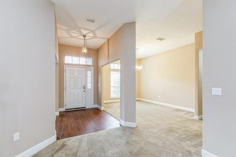 SILVER SPRINGS EST - Residential