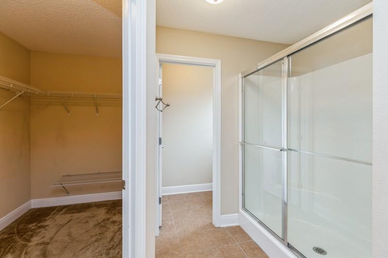 SILVER SPRINGS EST - Residential