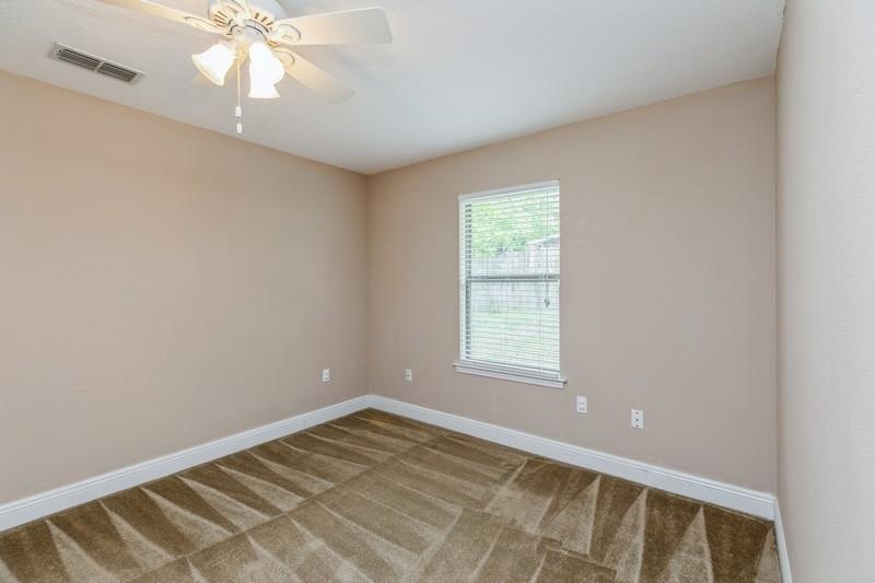 SILVER SPRINGS EST - Residential