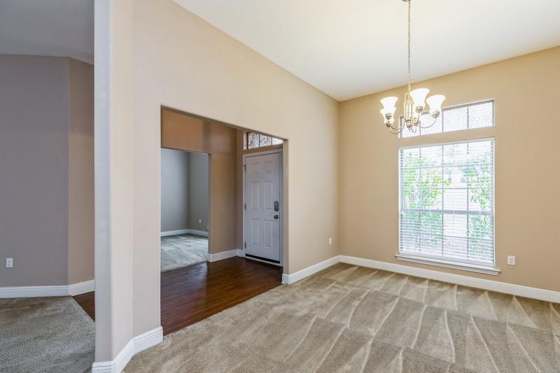 SILVER SPRINGS EST - Residential