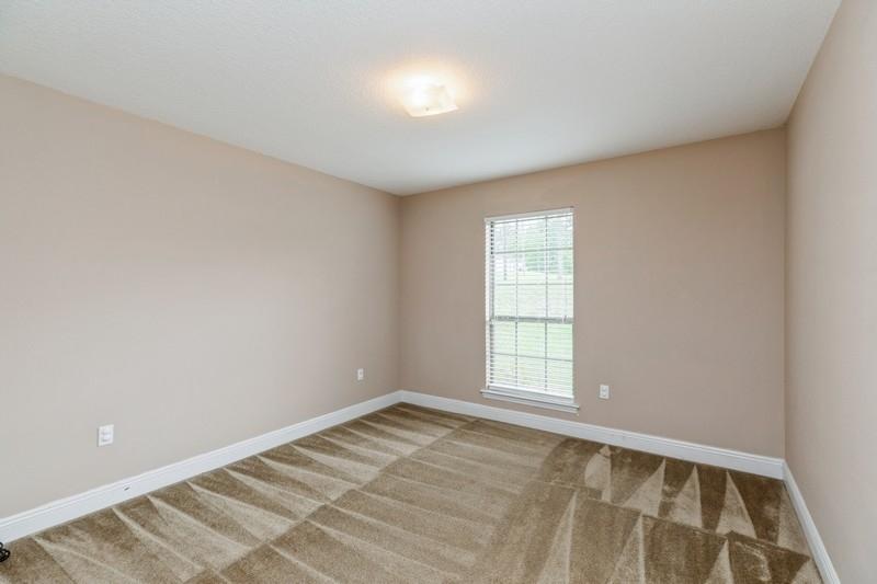 SILVER SPRINGS EST - Residential