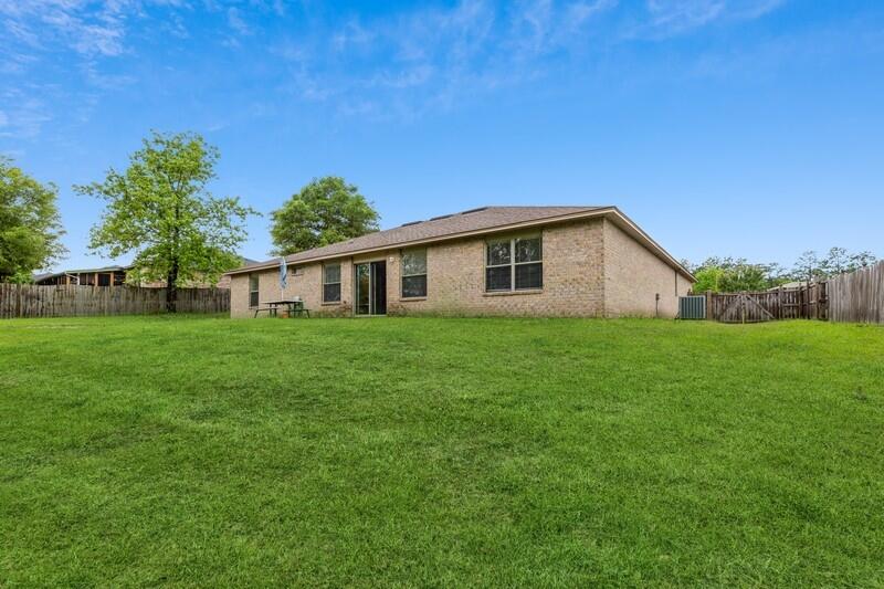 SILVER SPRINGS EST - Residential