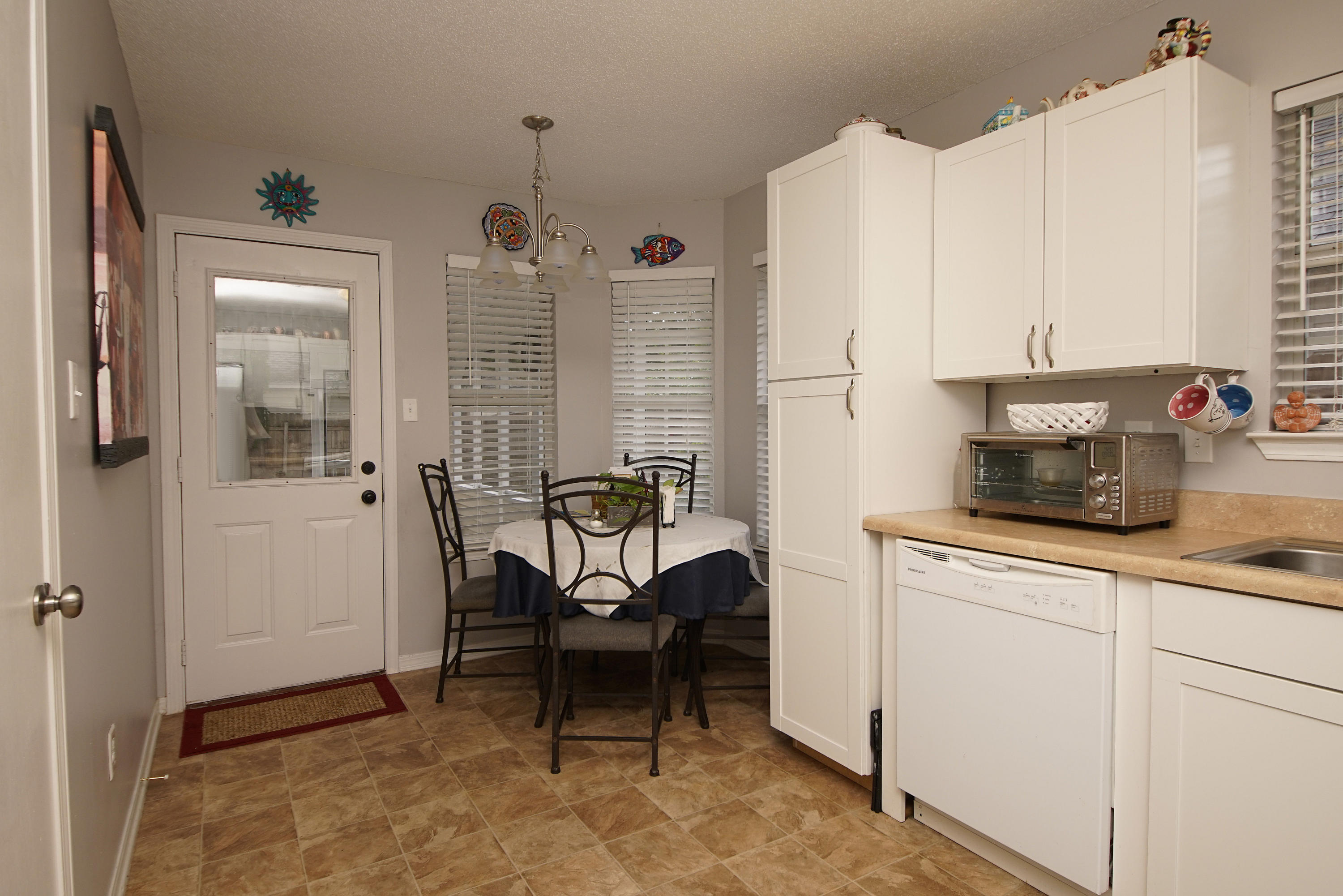 Summer Tree - Residential