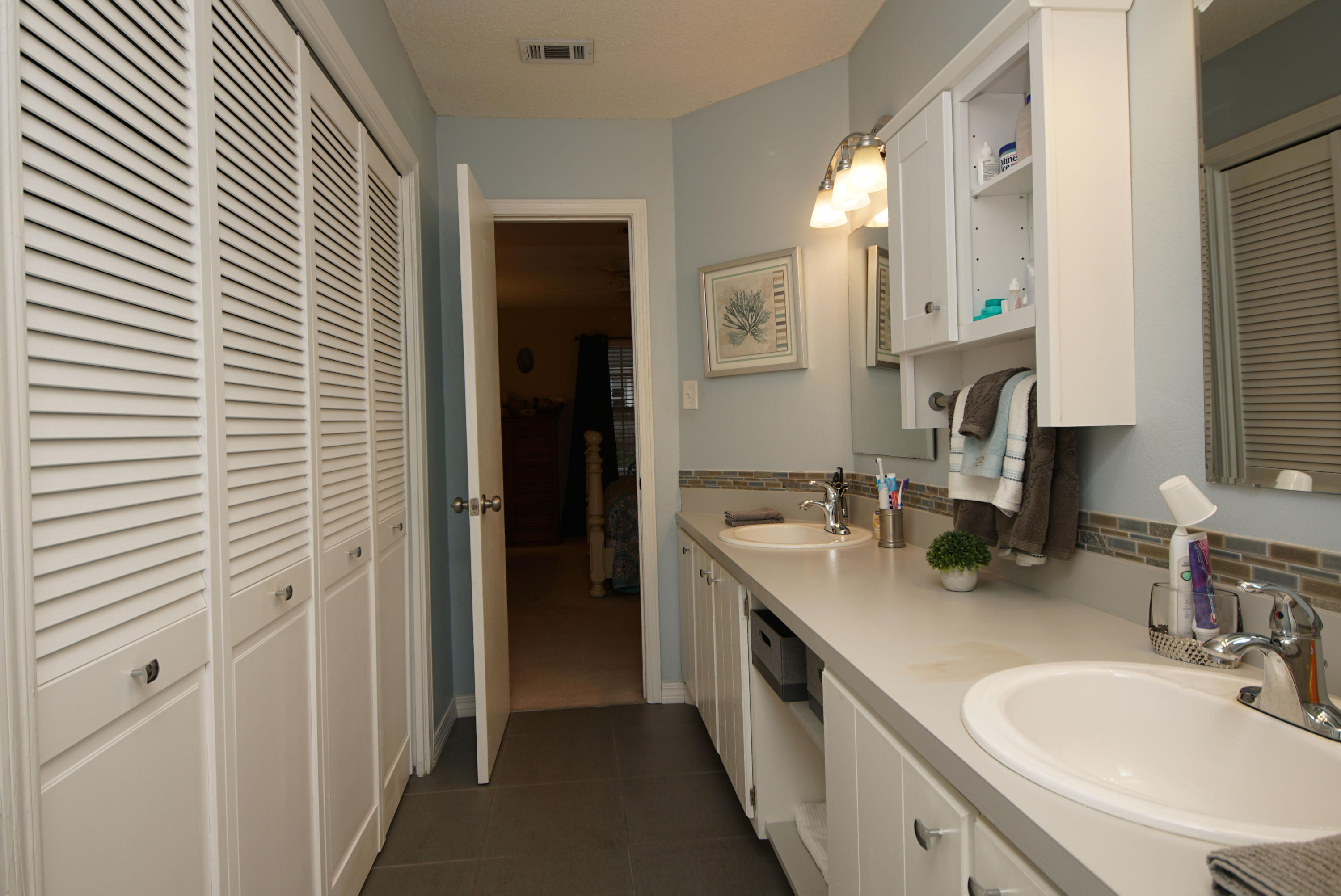 Summer Tree - Residential