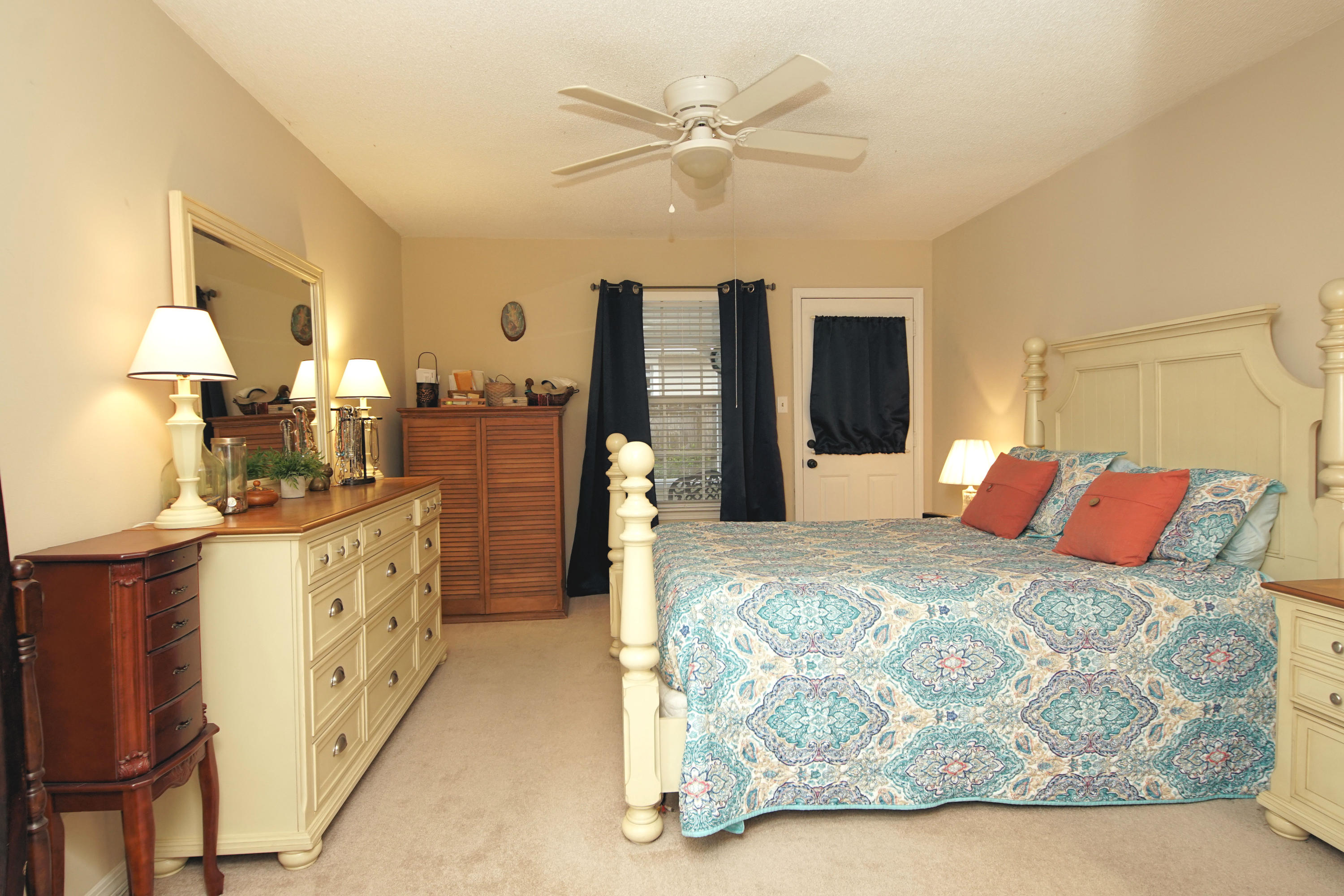 Summer Tree - Residential