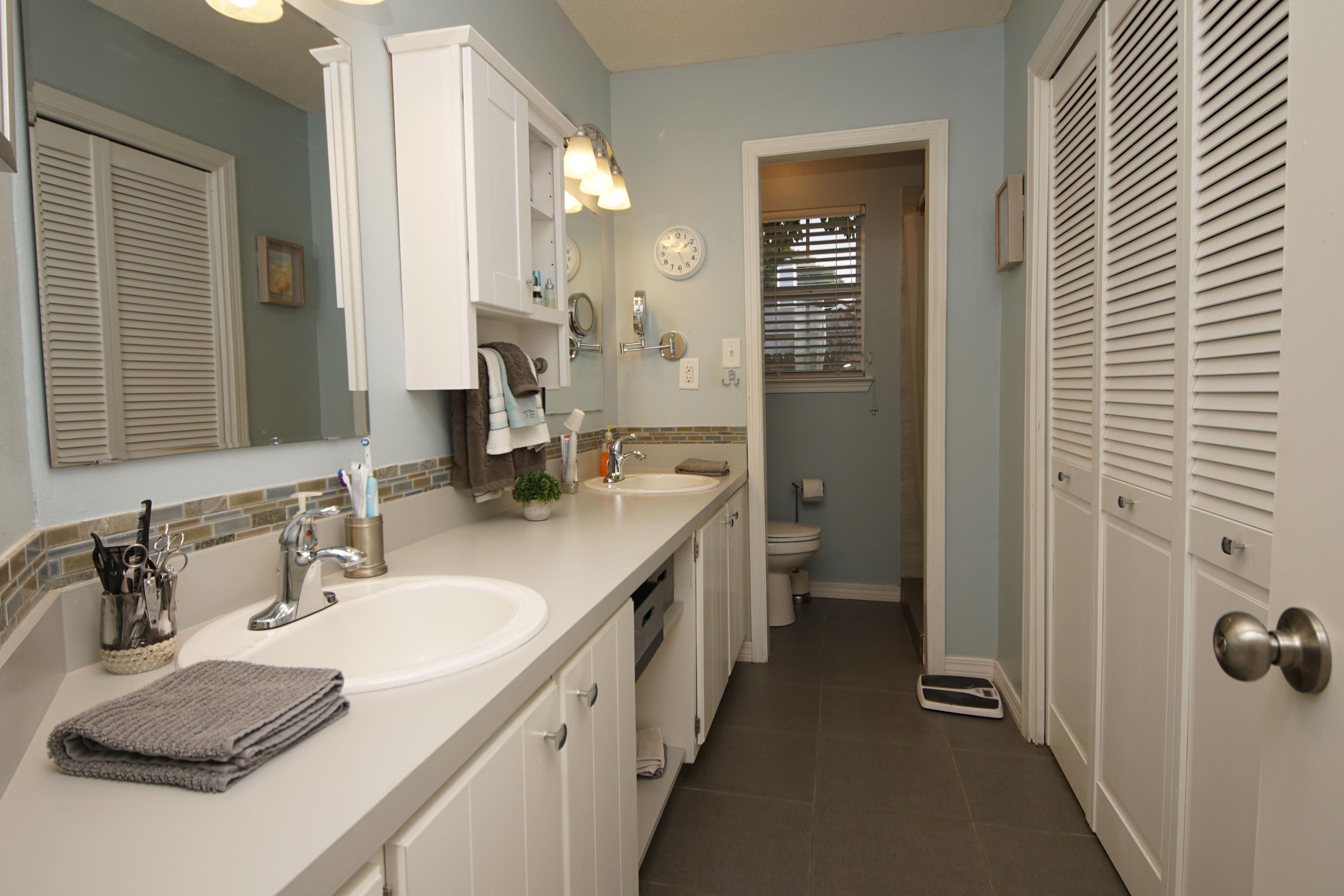 Summer Tree - Residential