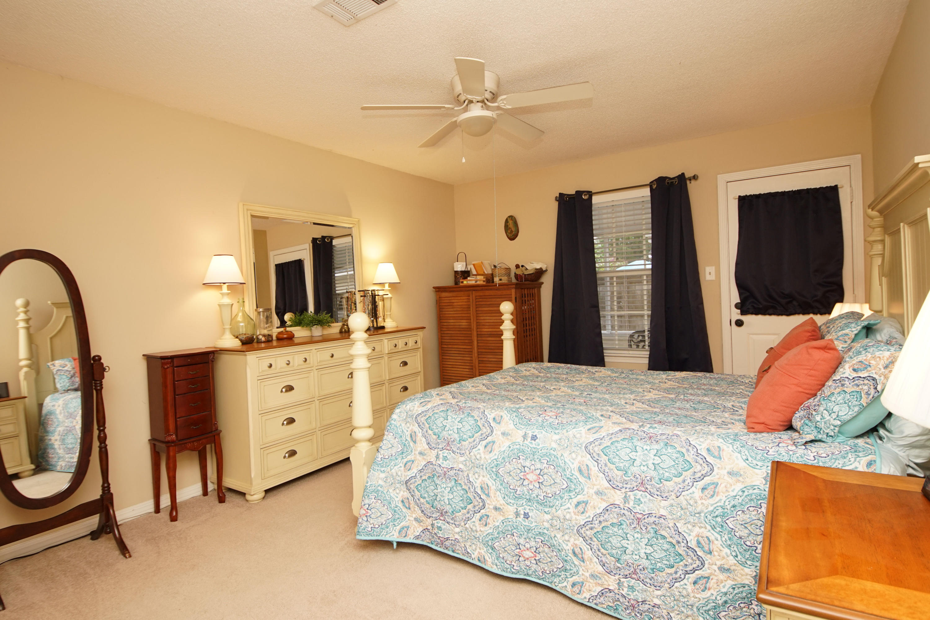 Summer Tree - Residential