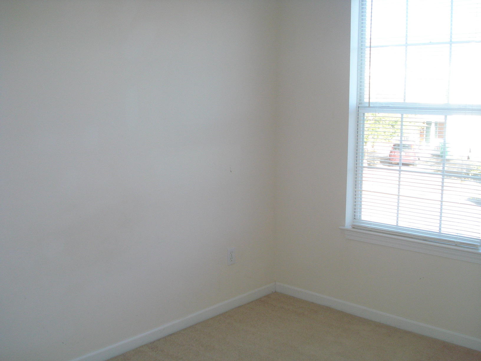 ROLLING PINES - Residential