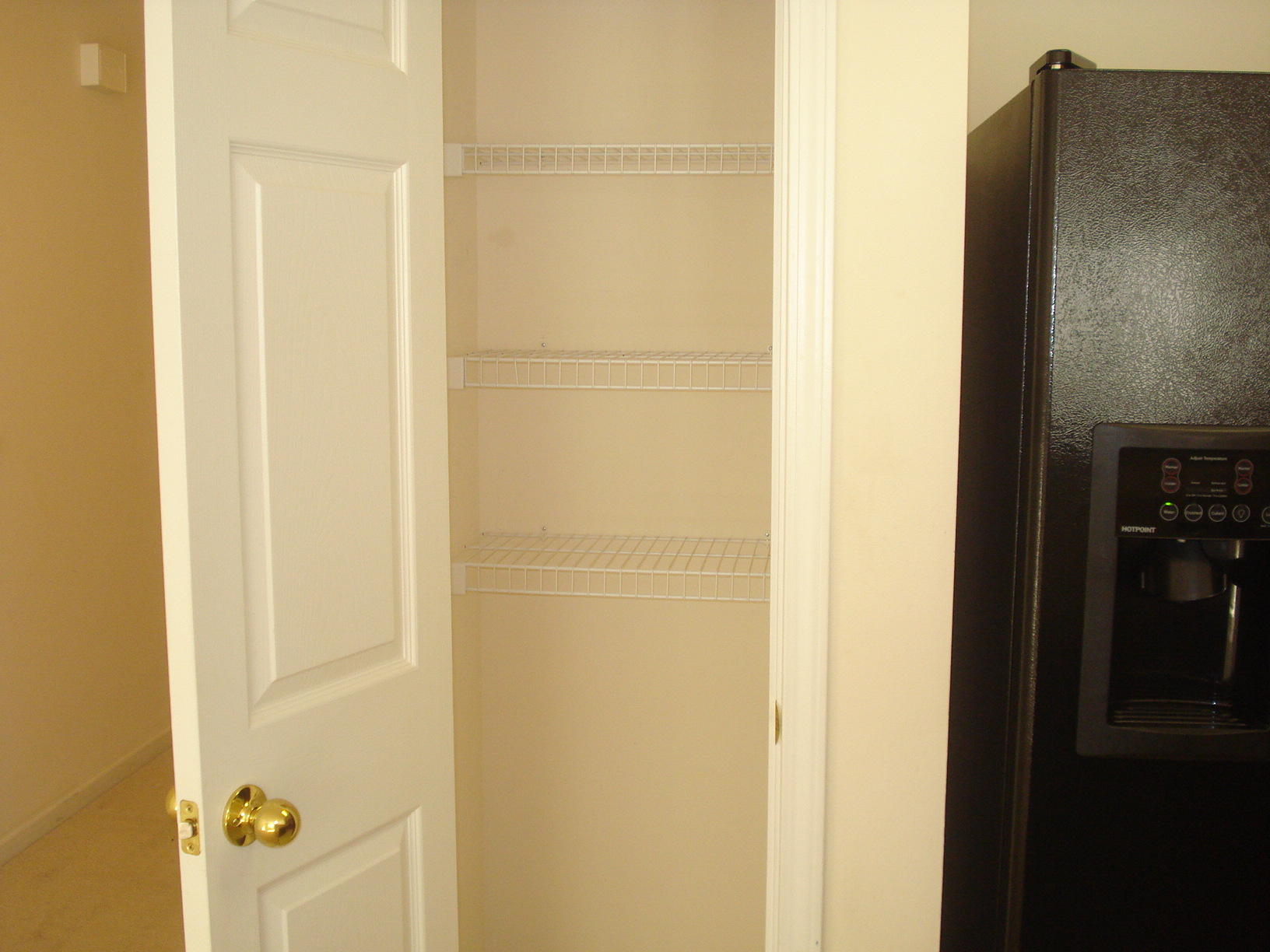 ROLLING PINES - Residential