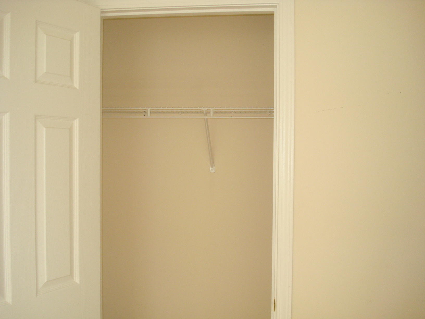 ROLLING PINES - Residential