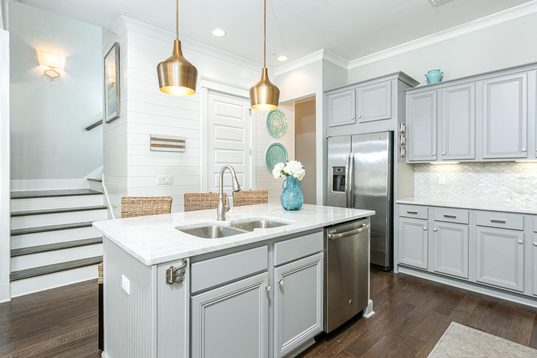 HIGHLAND PARKS - Residential
