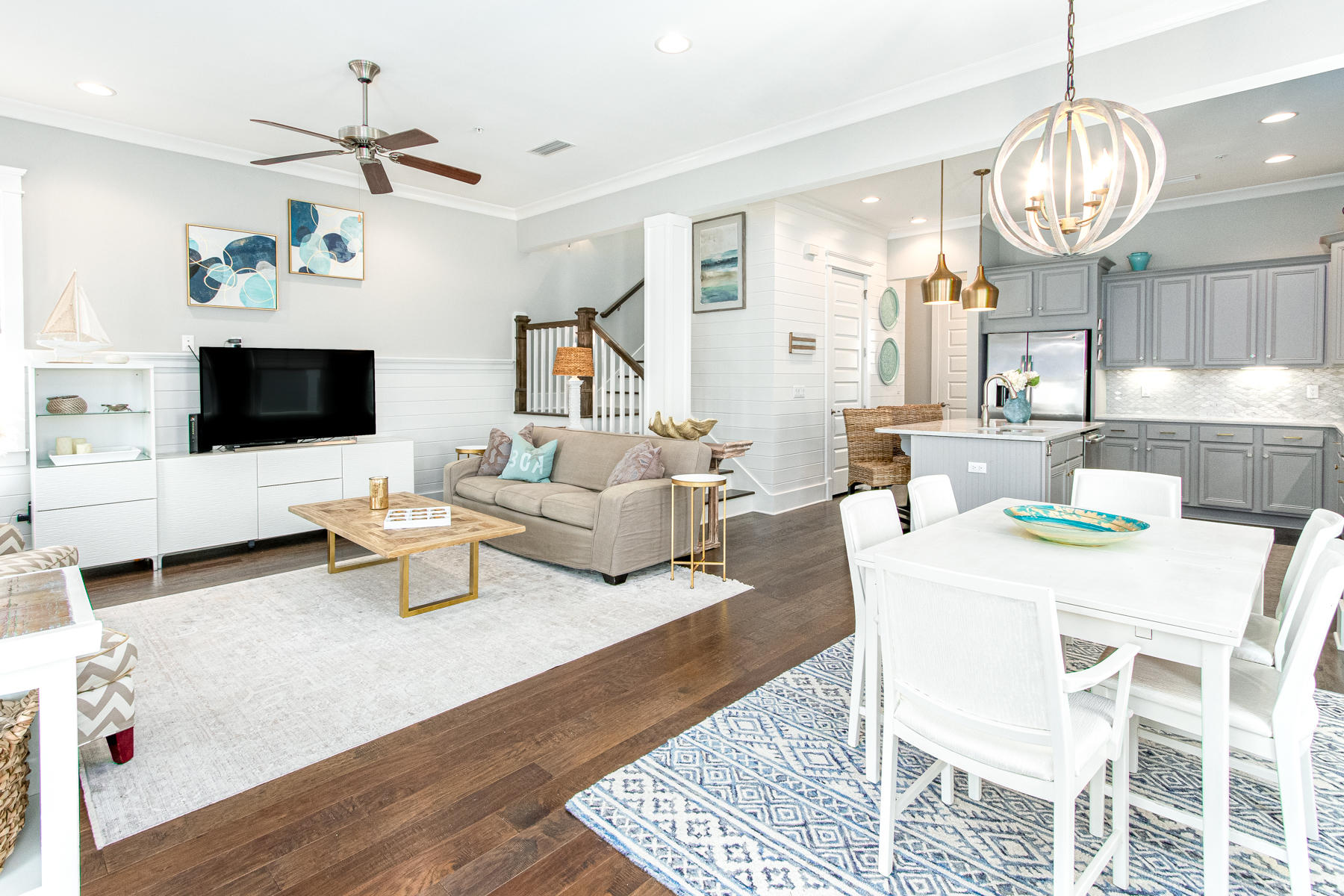 HIGHLAND PARKS - Residential