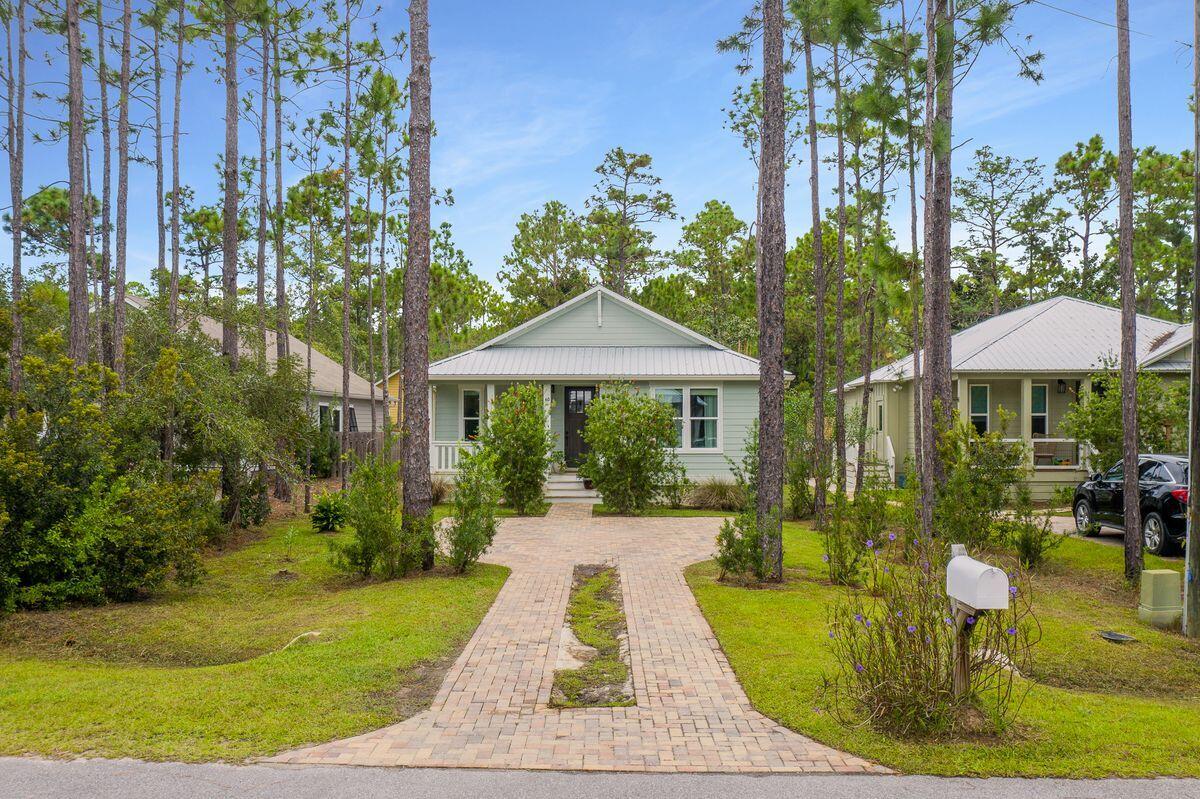 MAGNOLIA BEACH - Residential