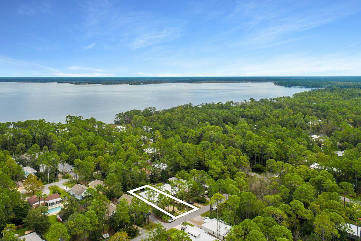 MAGNOLIA BEACH - Residential