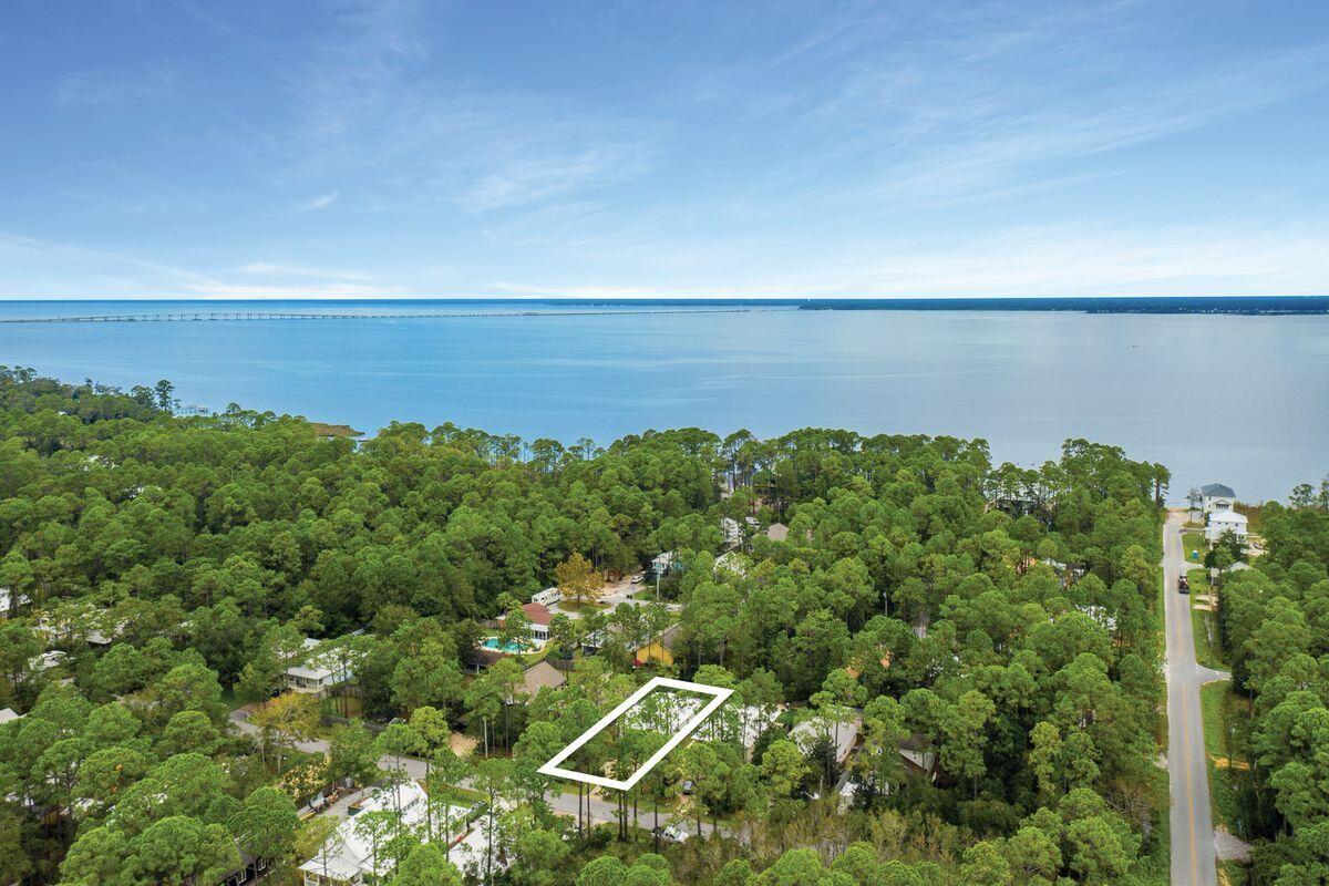 MAGNOLIA BEACH - Residential