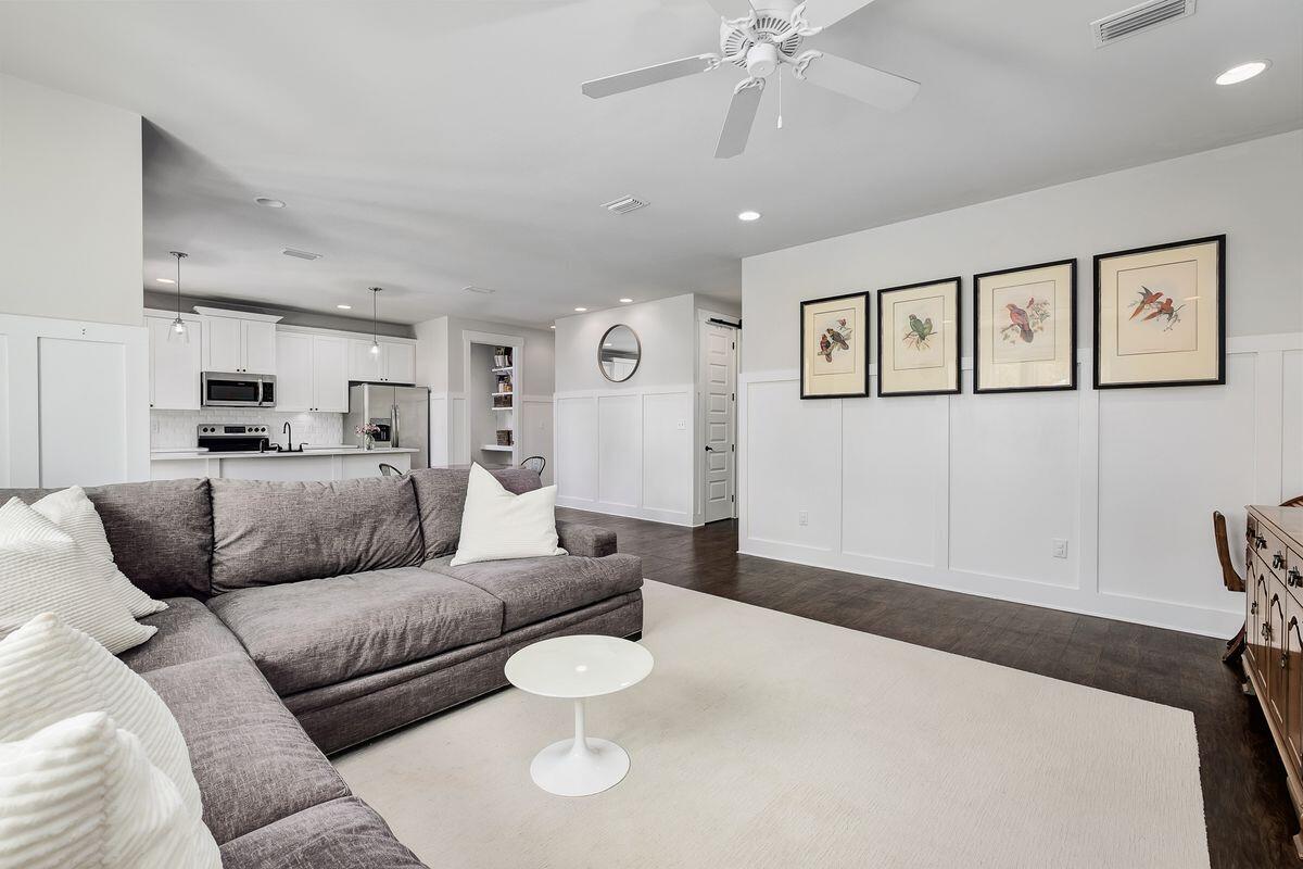 MAGNOLIA BEACH - Residential