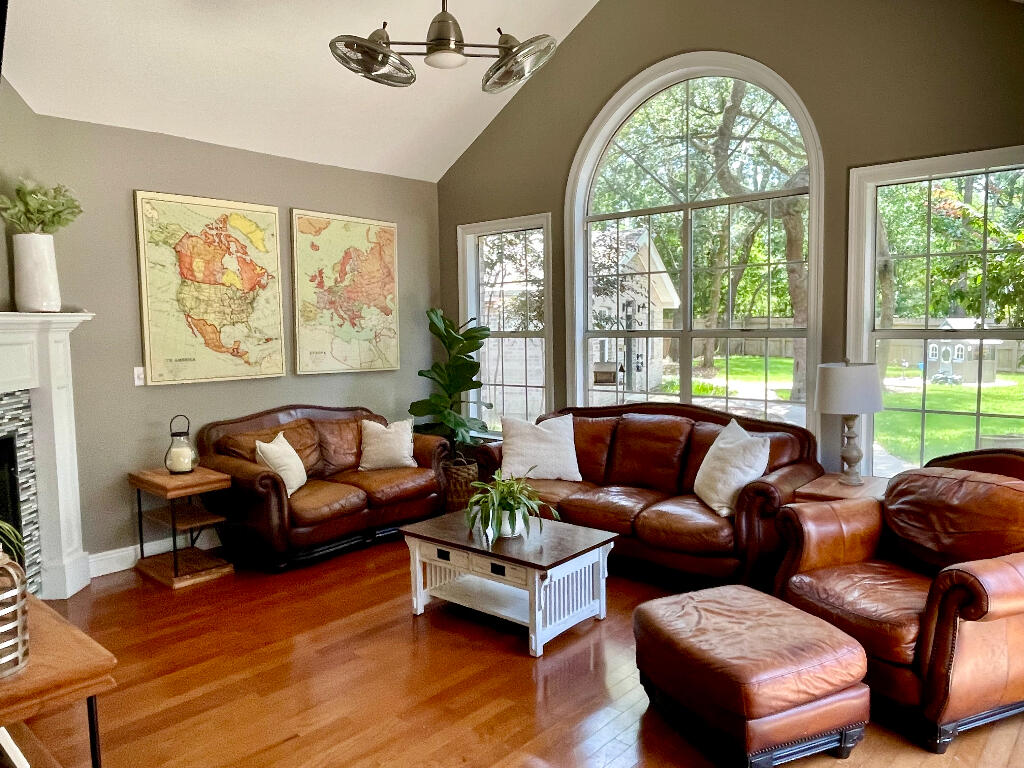 ROCKY BAYOU ESTATES 08B - Residential