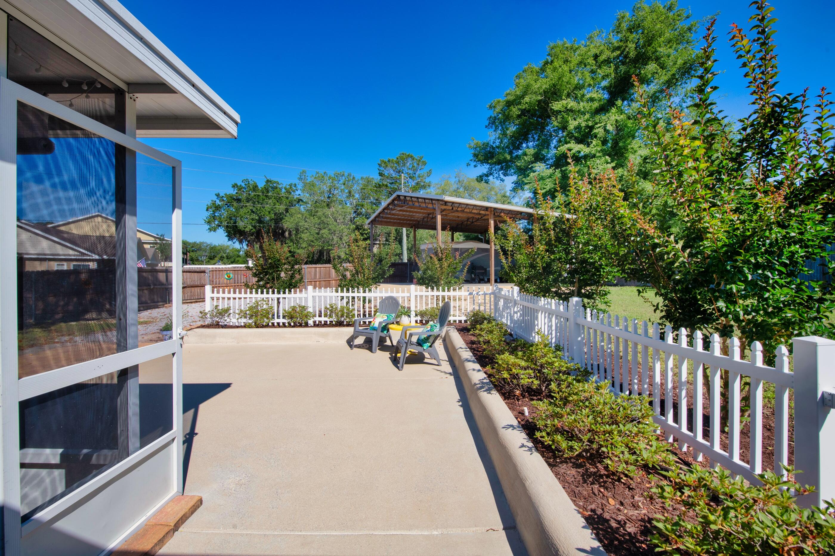 SHADOW OAK S/D - Residential