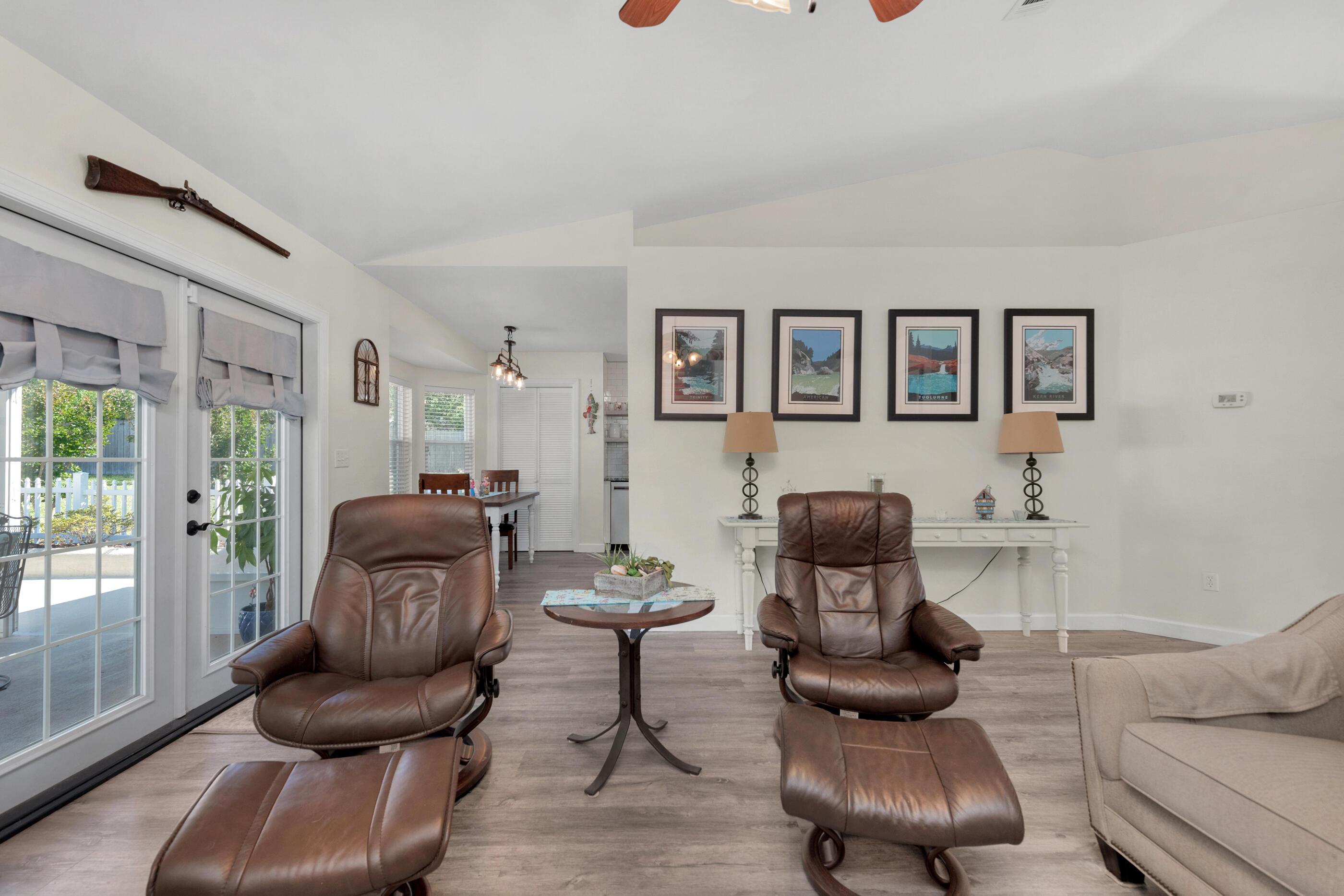 SHADOW OAK S/D - Residential