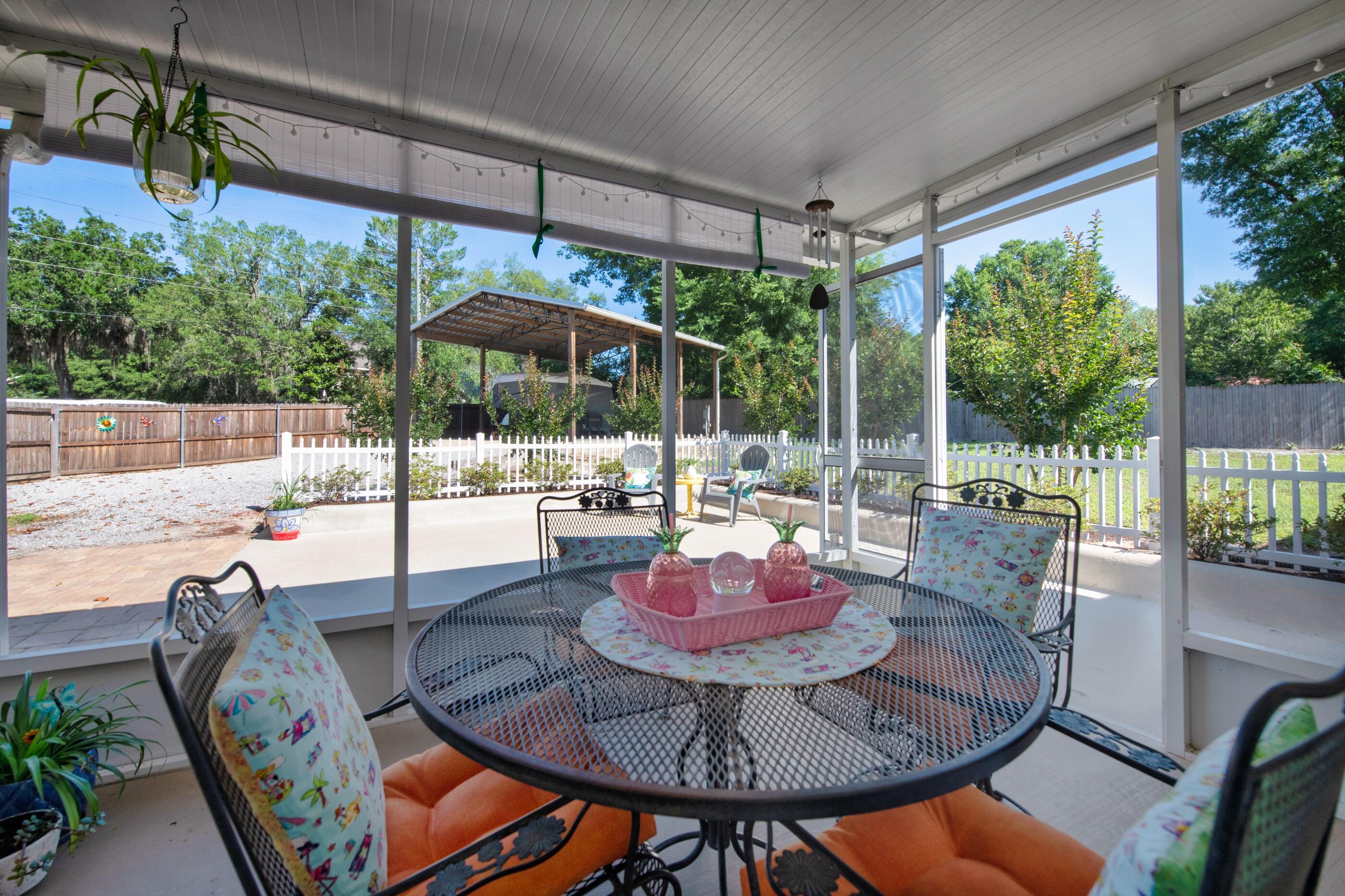 SHADOW OAK S/D - Residential