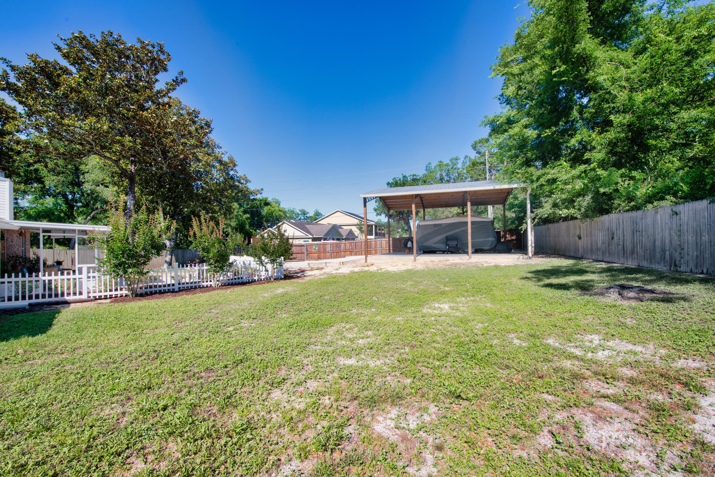 SHADOW OAK S/D - Residential