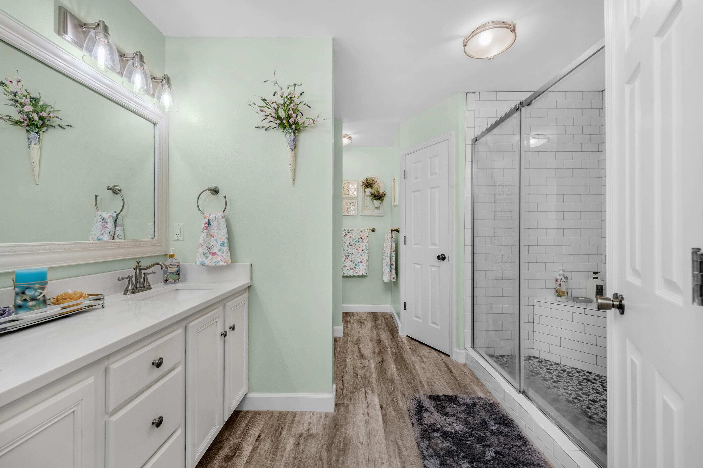 SHADOW OAK S/D - Residential