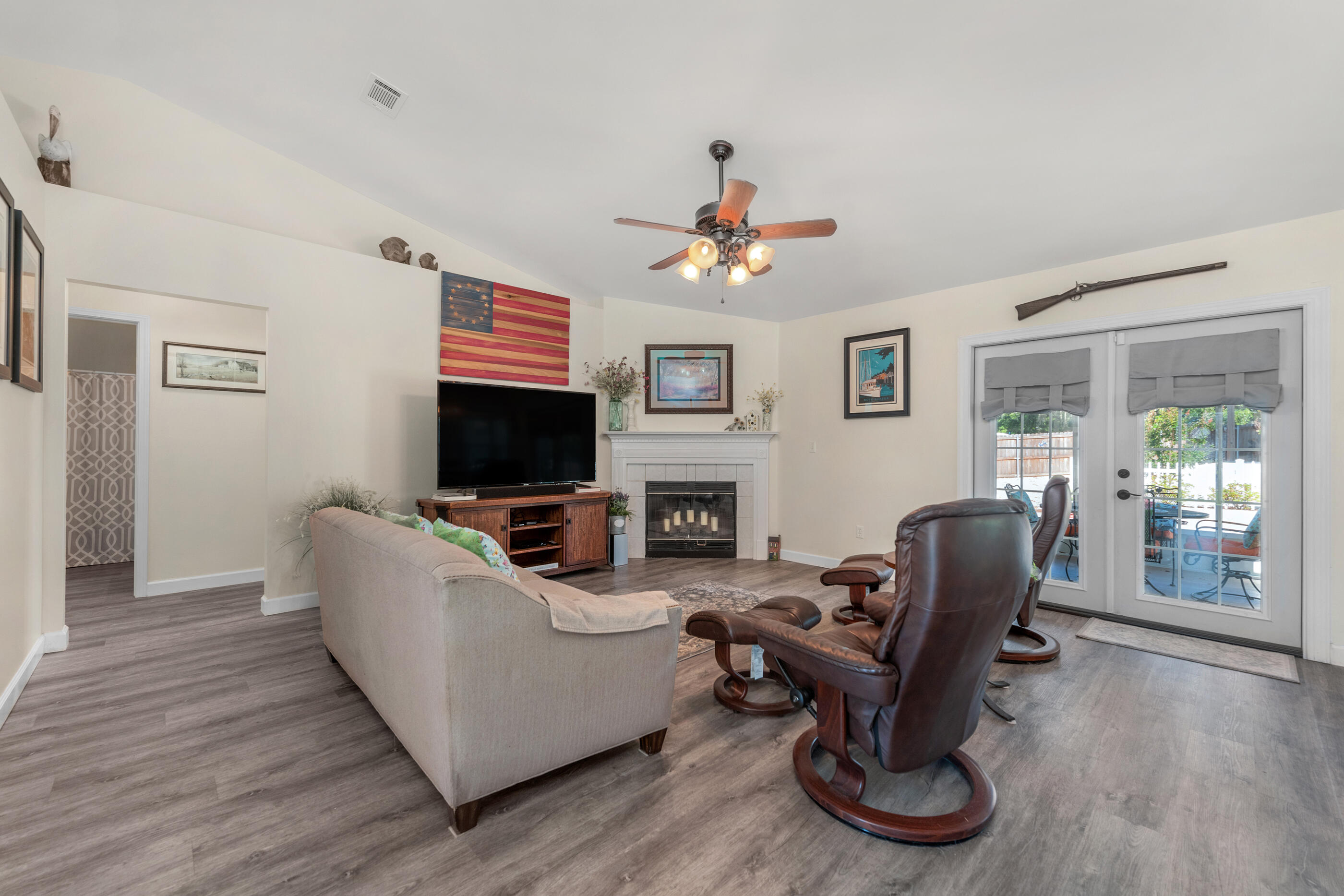 SHADOW OAK S/D - Residential