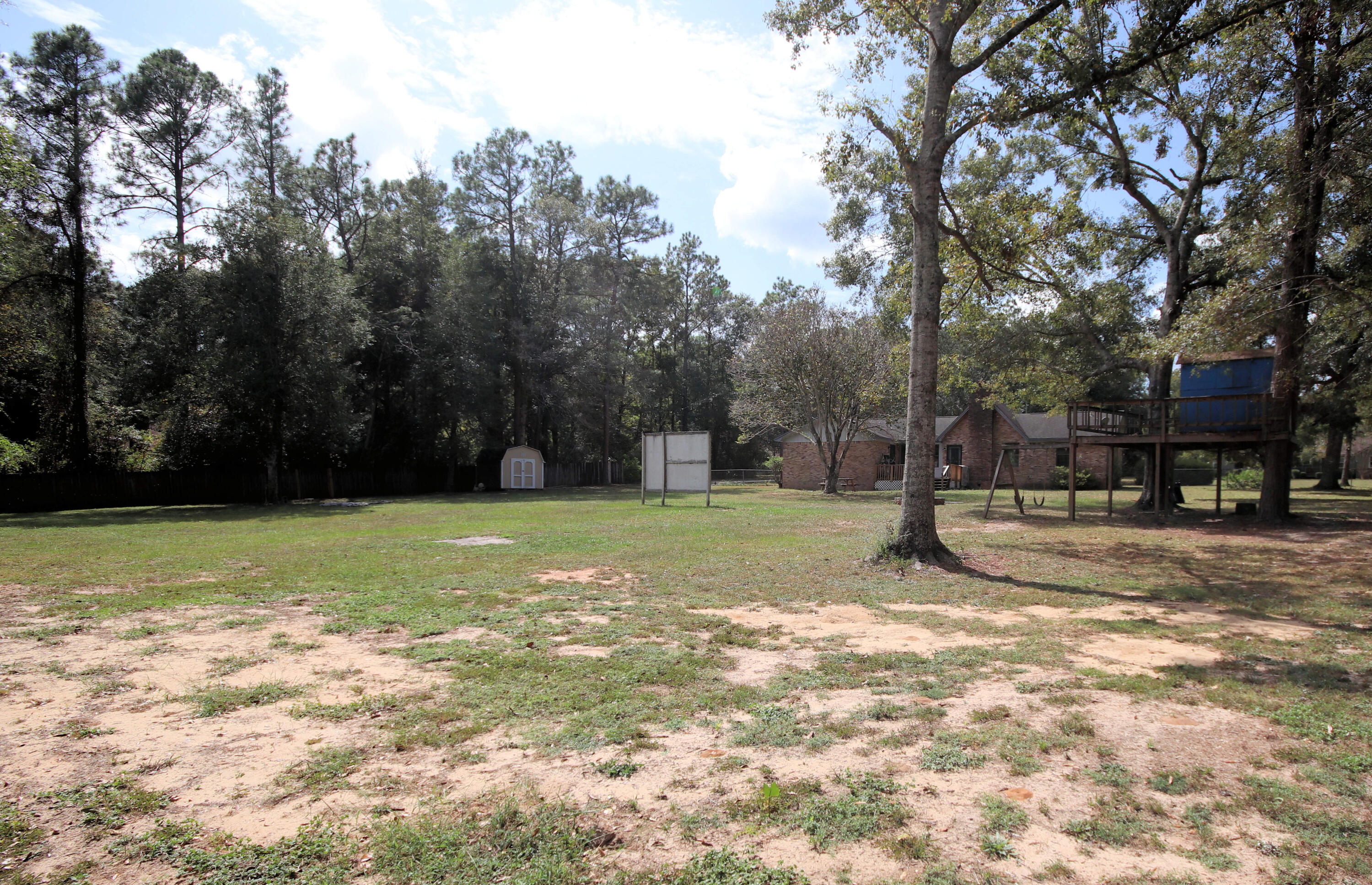 Crestview suburb - Residential