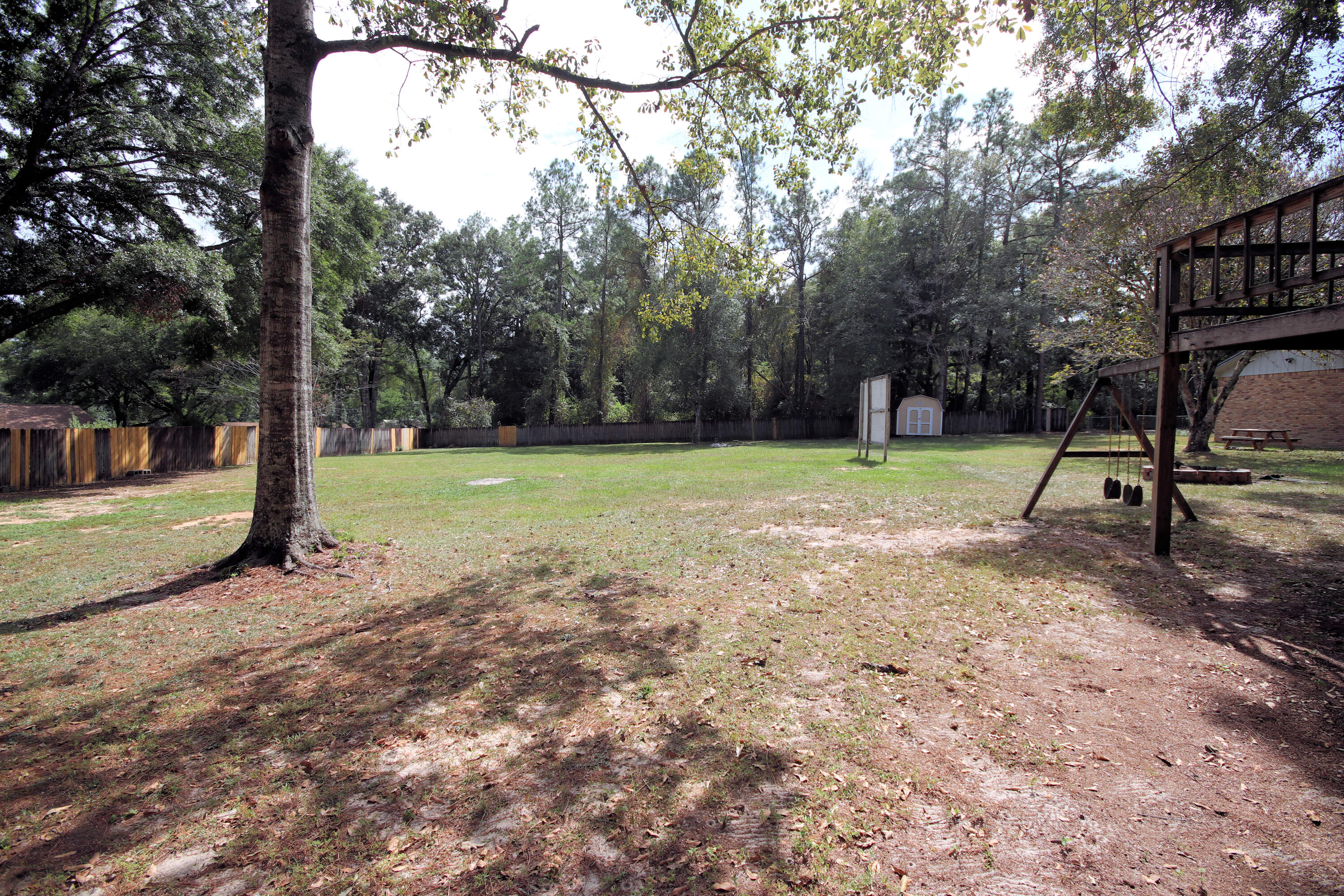 Crestview suburb - Residential