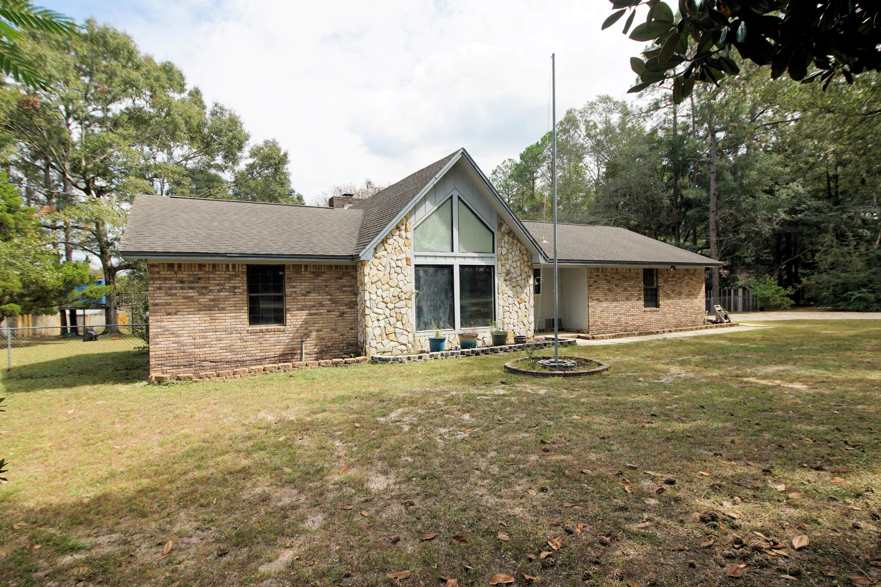 Crestview suburb - Residential
