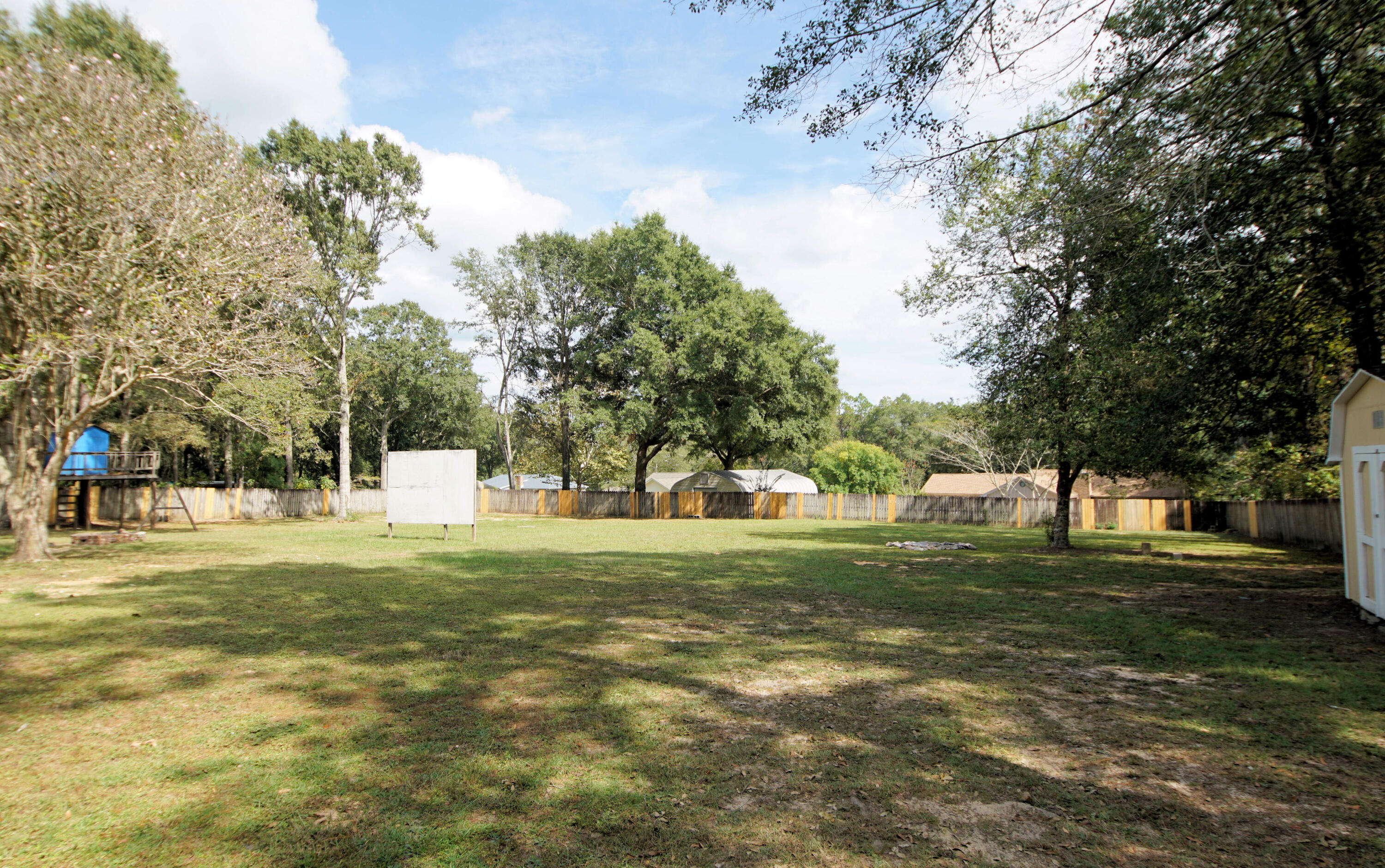 Crestview suburb - Residential
