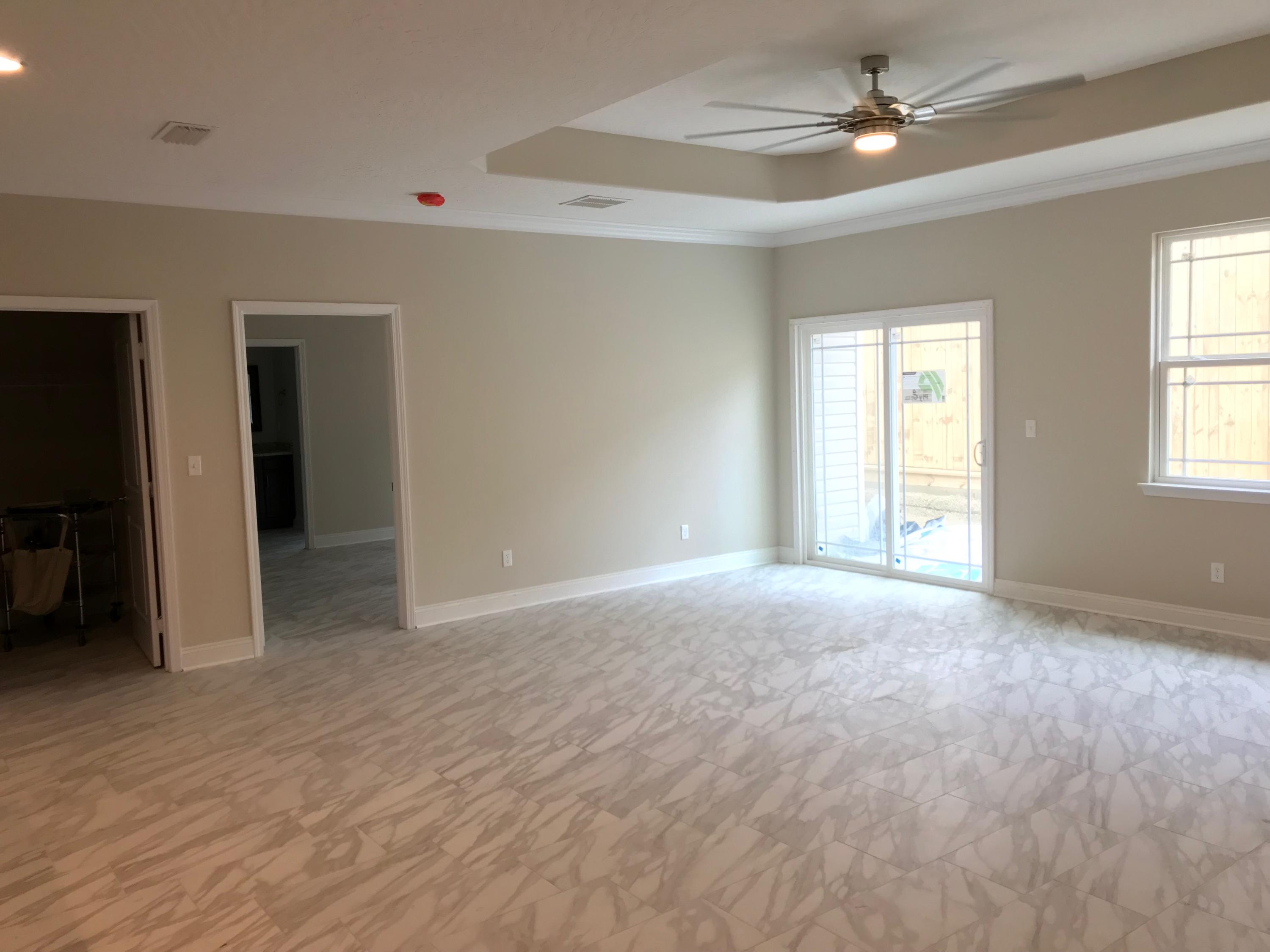 802 Dawes Road - Residential