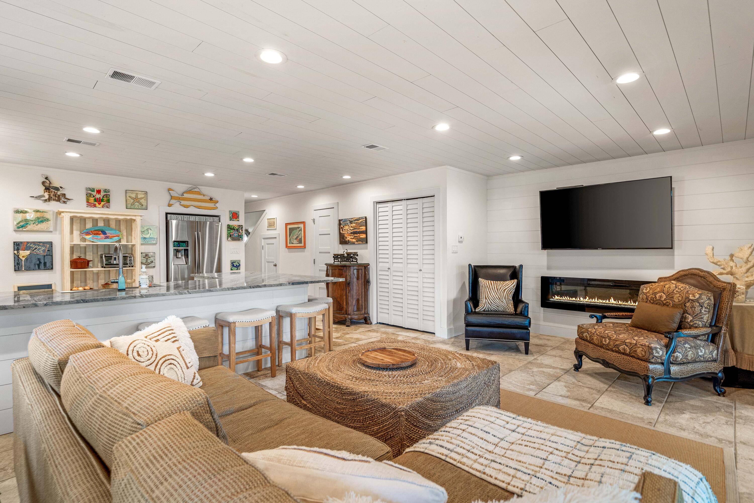 LAKEWOOD OF SEAGROVE BEACH - Residential