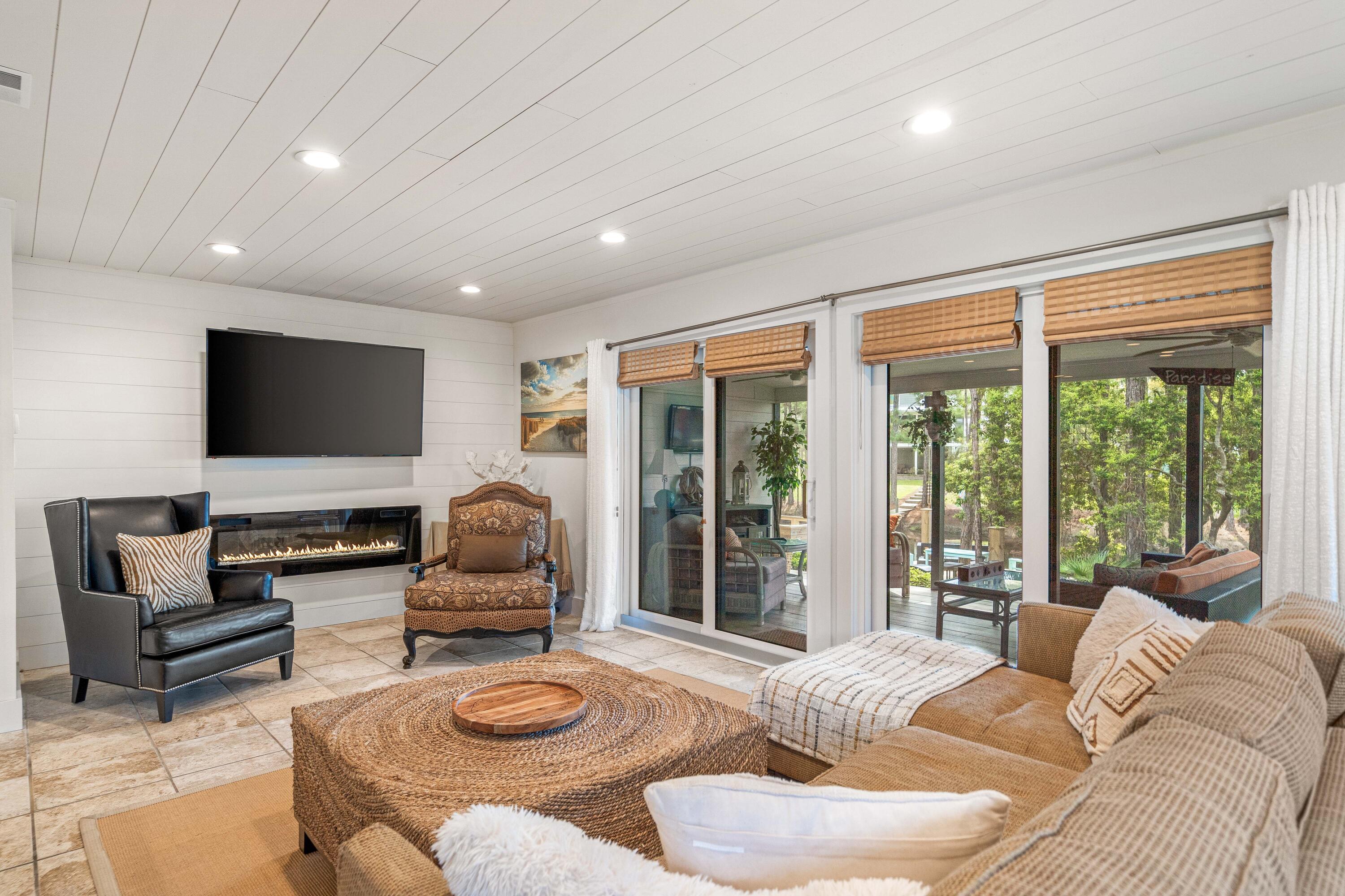 LAKEWOOD OF SEAGROVE BEACH - Residential