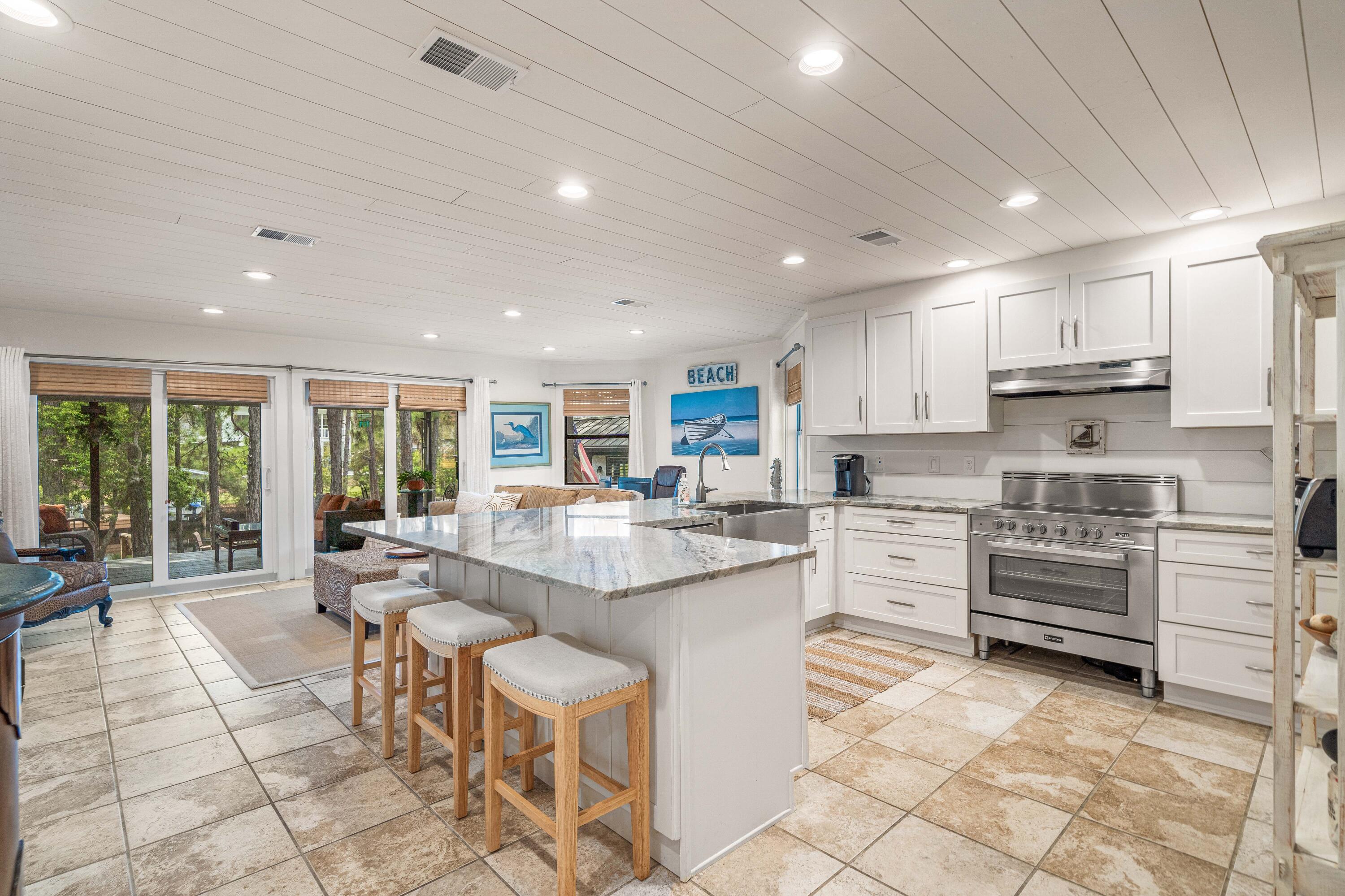 LAKEWOOD OF SEAGROVE BEACH - Residential