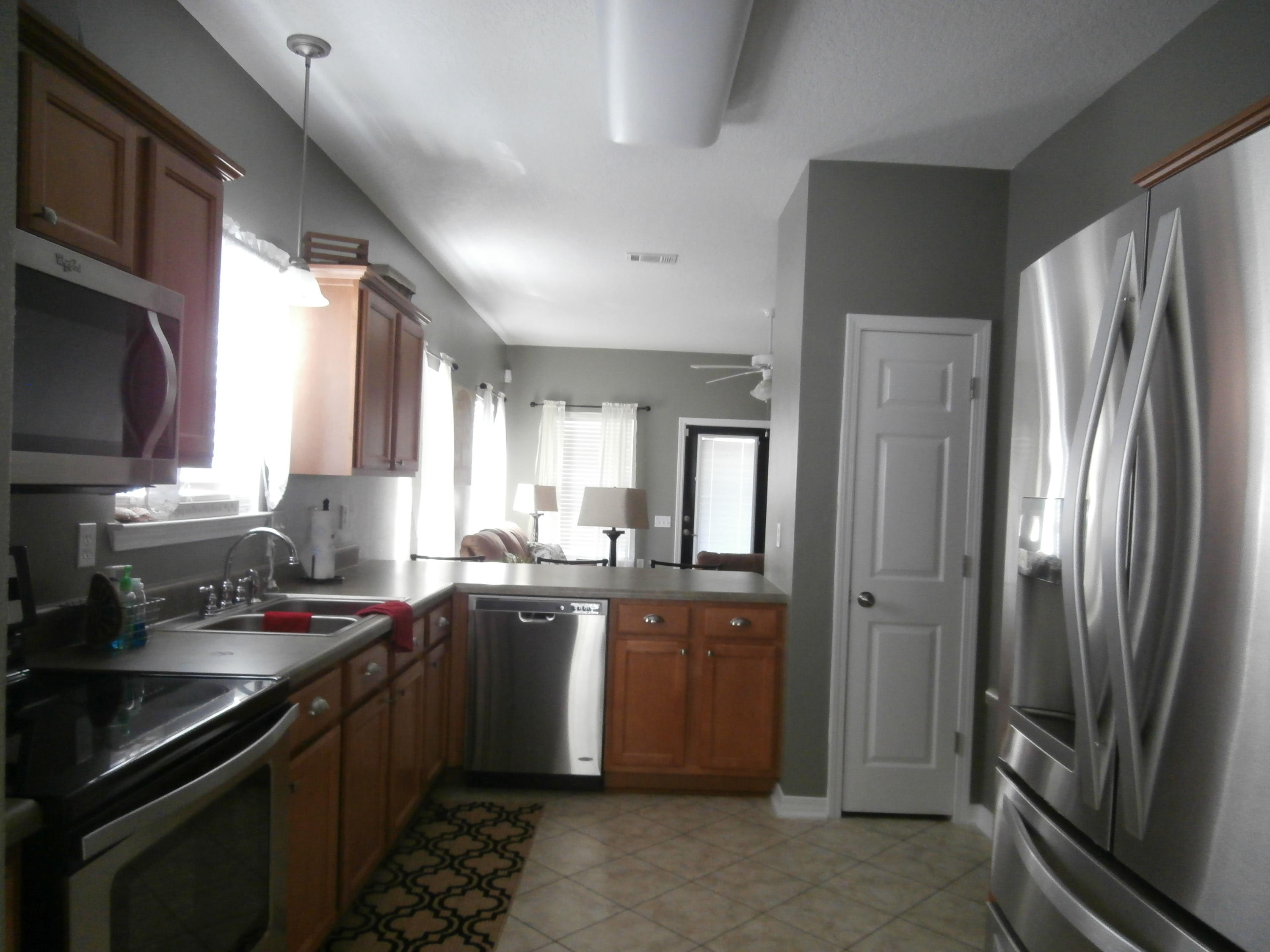 SHADOW LAKES - Residential