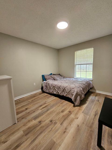 COUNTRYVIEW ESTATES 4TH ADDN - Residential Lease