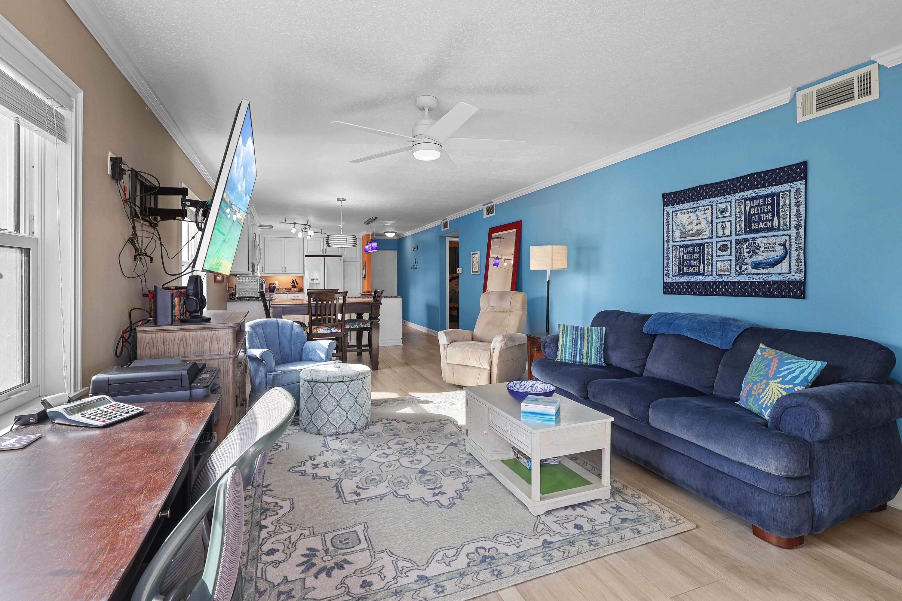 EL MATADOR CONDO - Residential