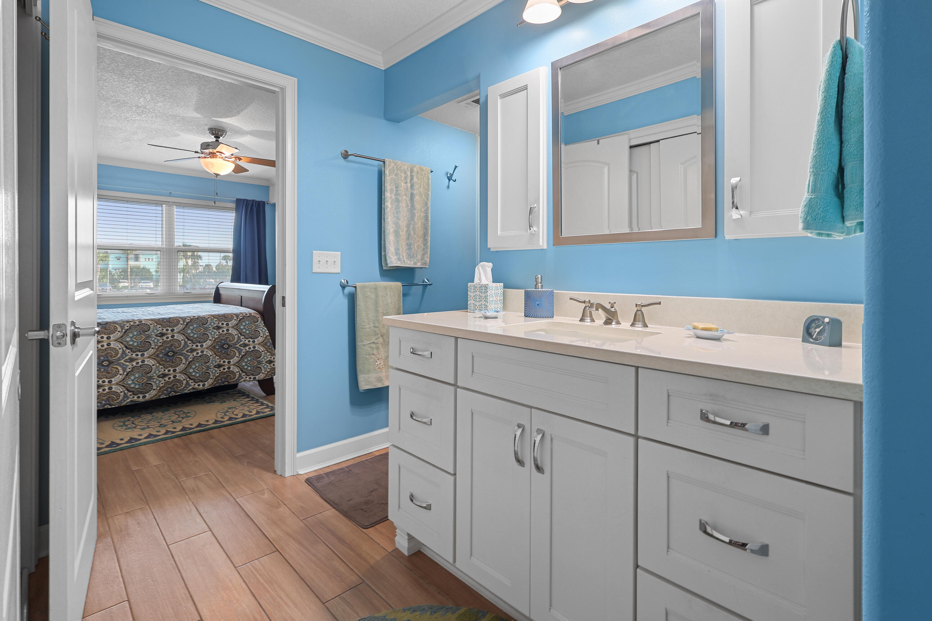 EL MATADOR CONDO - Residential