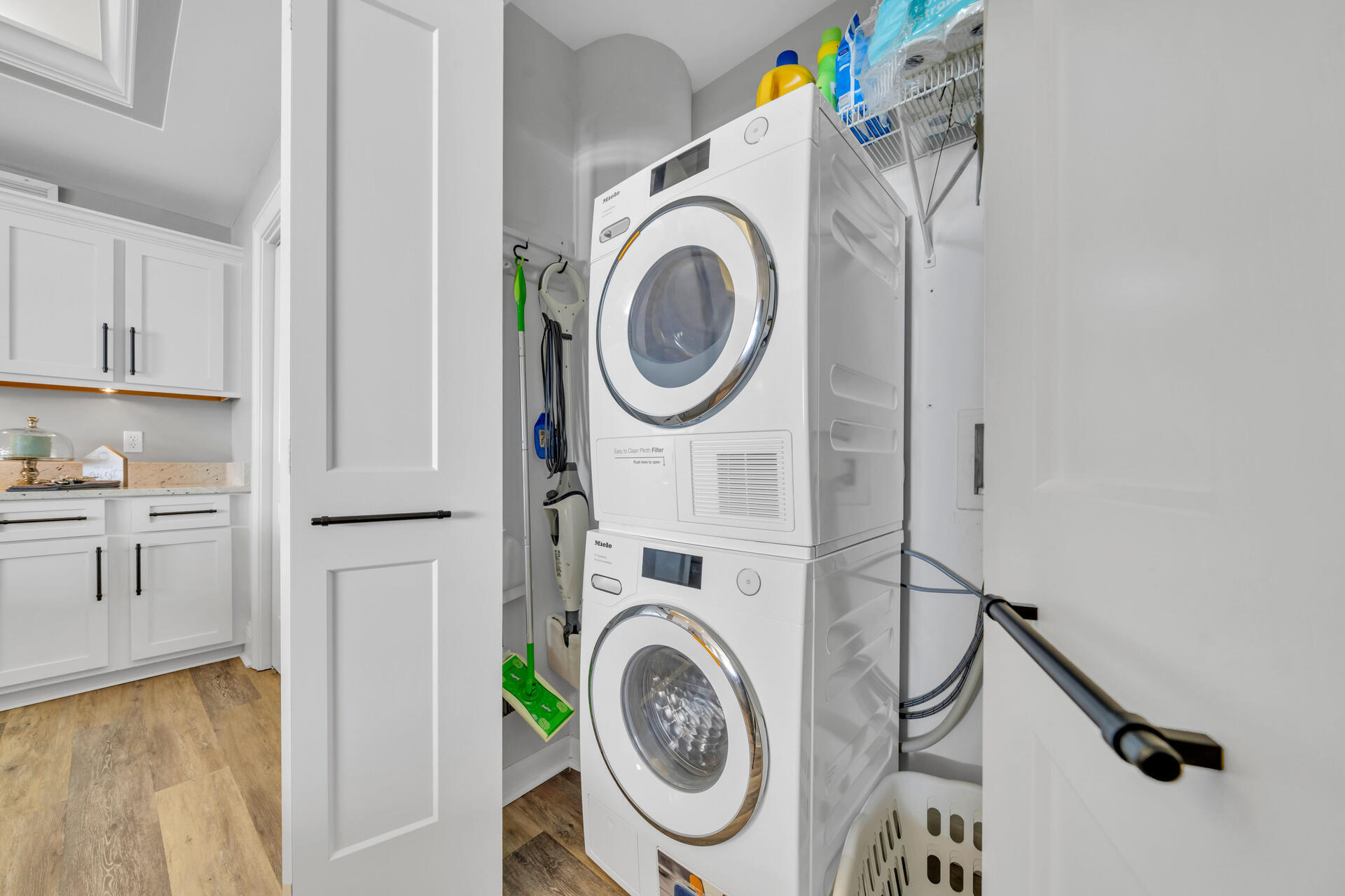 EAST PASS TOWERS CONDO PH 2 - Residential