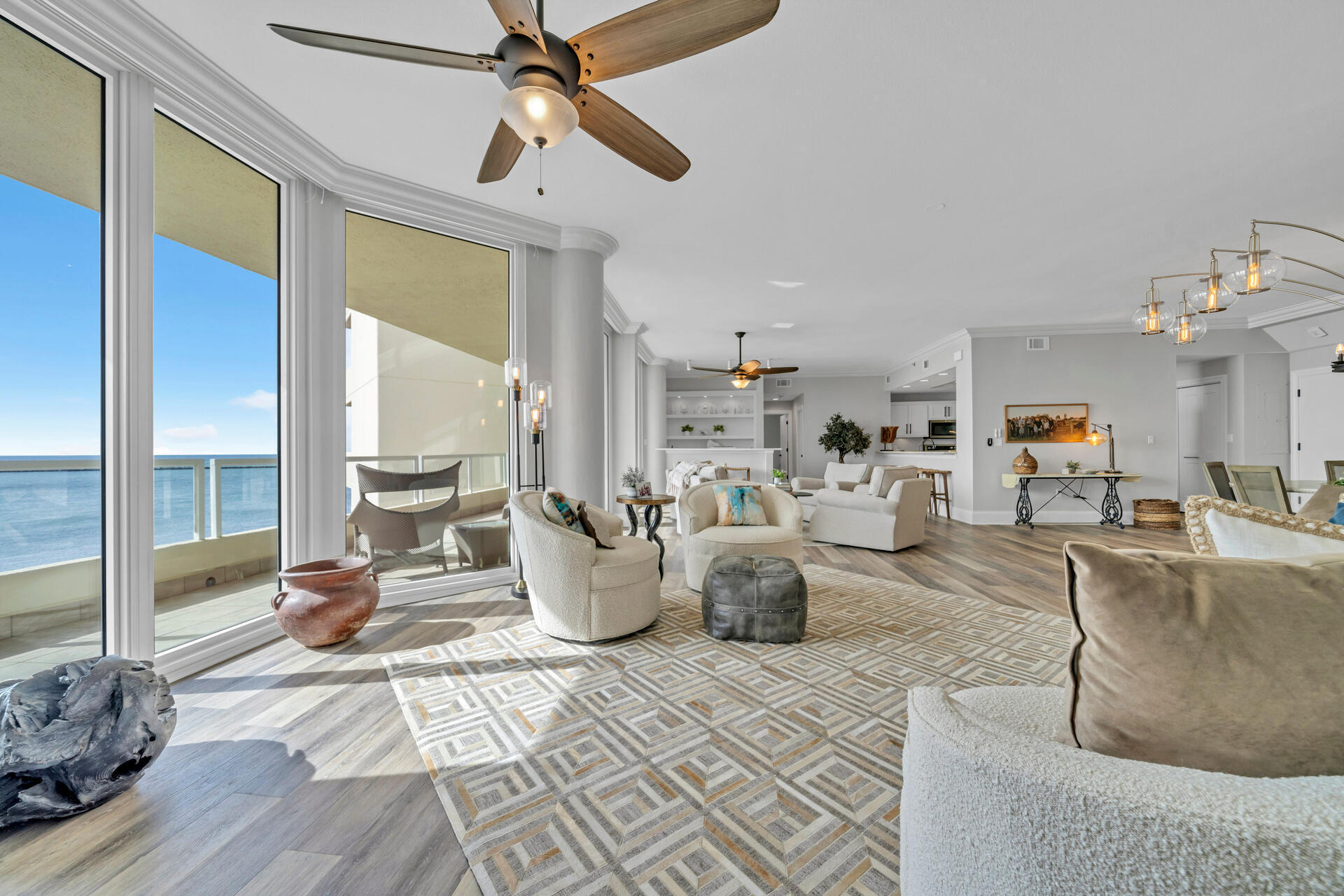 EAST PASS TOWERS CONDO PH 2 - Residential