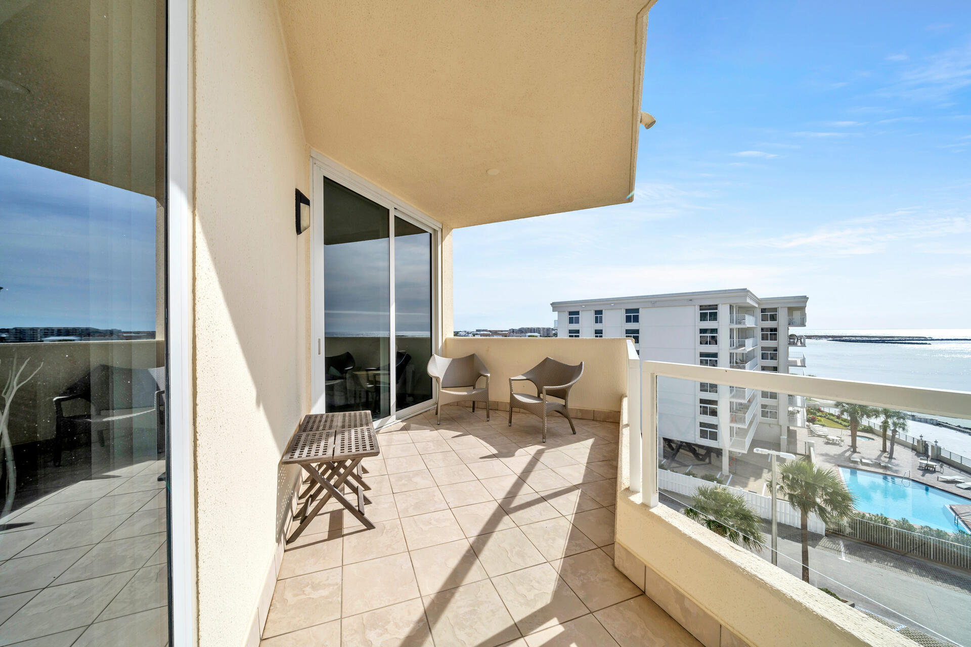 EAST PASS TOWERS CONDO PH 2 - Residential