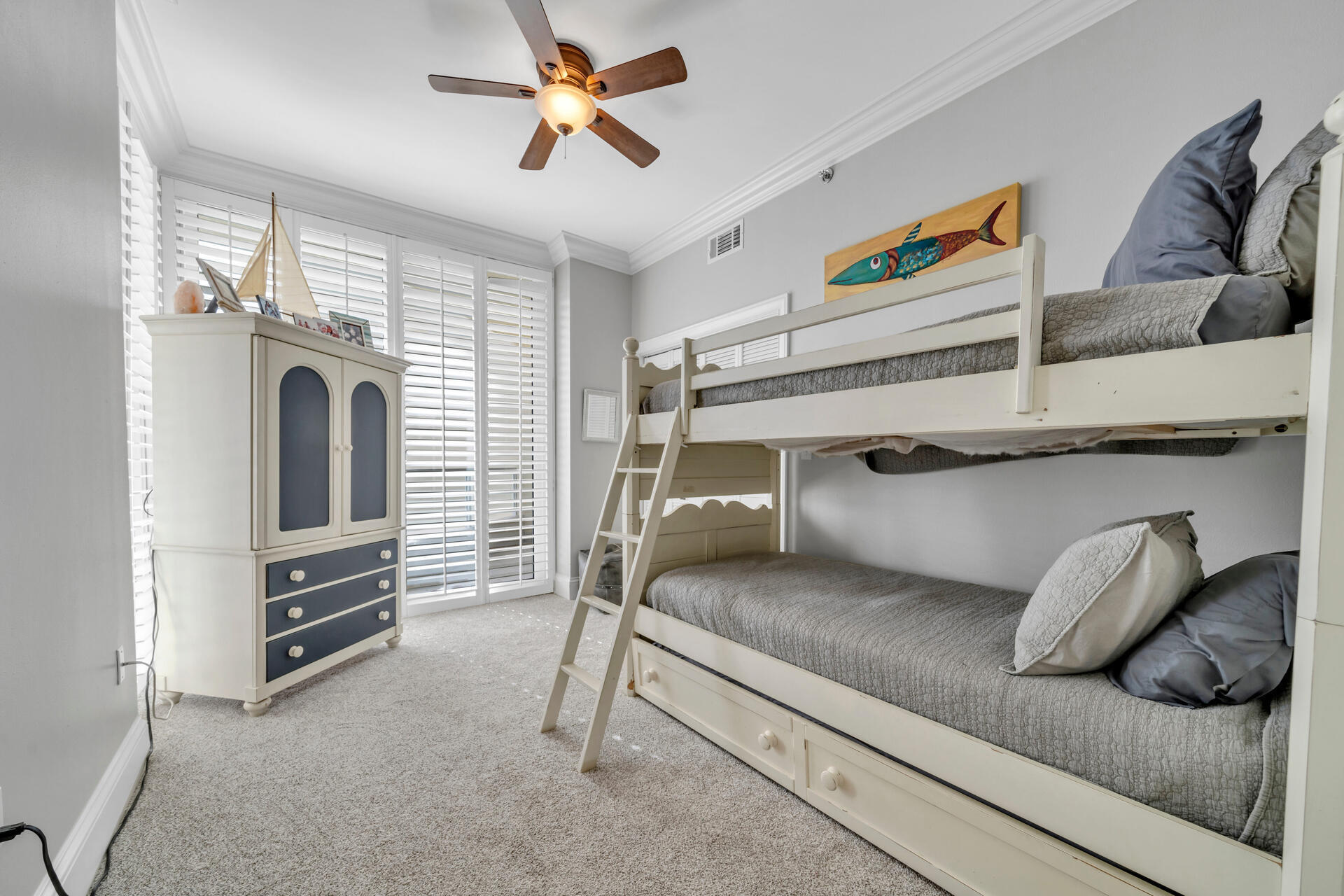 EAST PASS TOWERS CONDO PH 2 - Residential