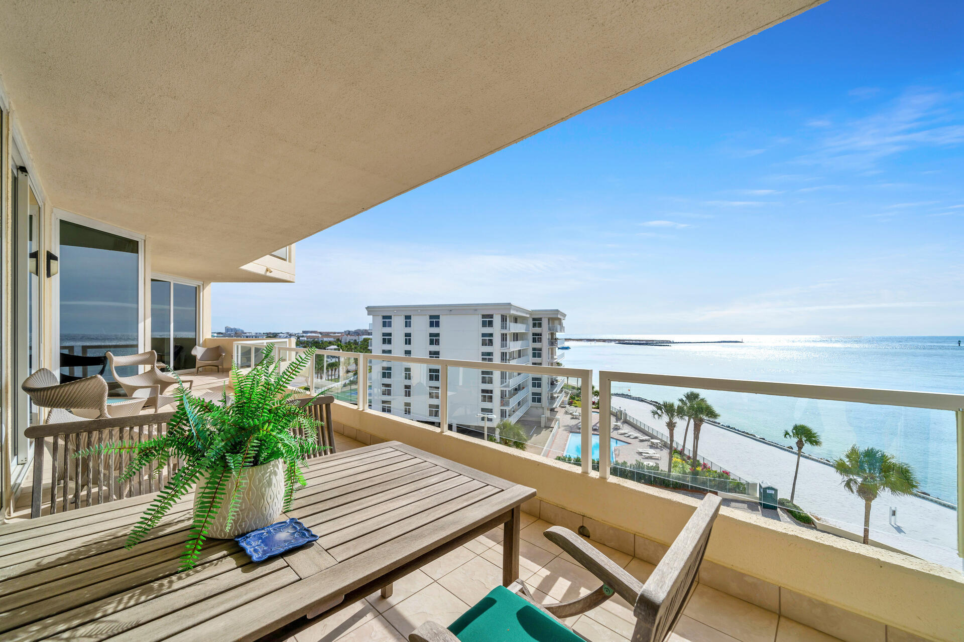 EAST PASS TOWERS CONDO PH 2 - Residential