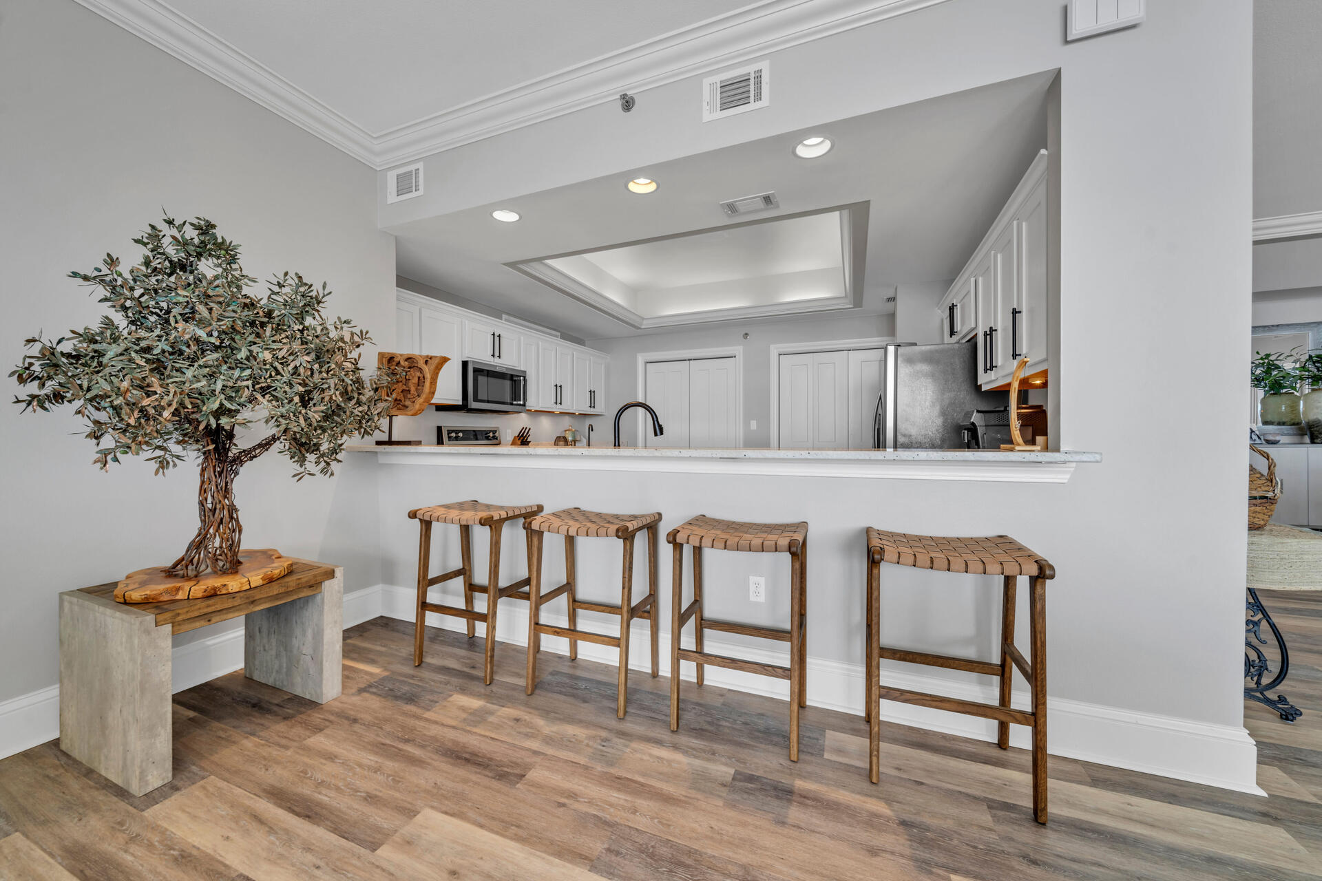 EAST PASS TOWERS CONDO PH 2 - Residential