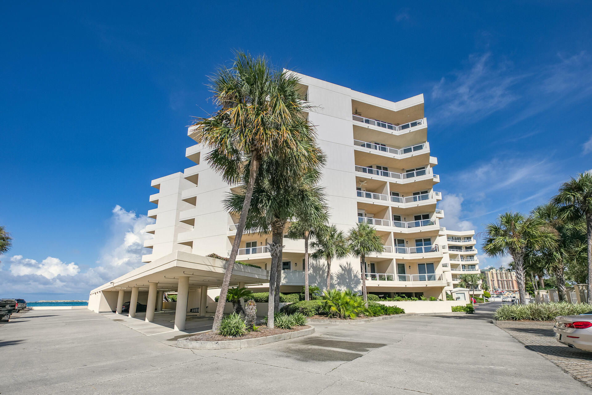 EAST PASS TOWERS CONDO PH 2 - Residential