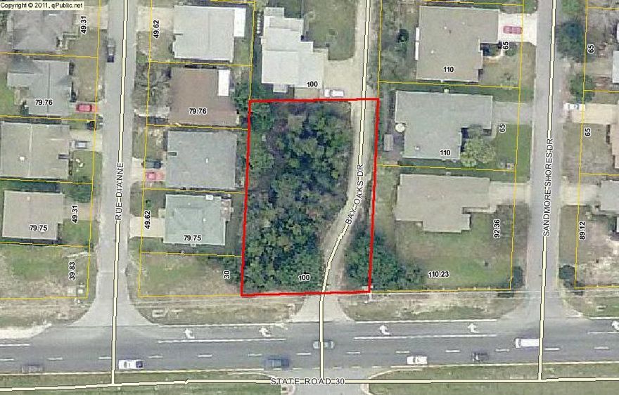 Come and see this Vacant Lot to build your NEW Home or Duplex. Sound views and Possible Gulf Views from your Two Story Home. Lot on Private Drive. Per County Zoning RESIDENTIAL  2 (R-2) DISTRICTSSUBURBAN RESIDENTIAL (SR) DISTRICTS, see attached for Density, Setbacks and Height Restrictions. Make sure to view Photos and Documents. CALL your Realtor today!