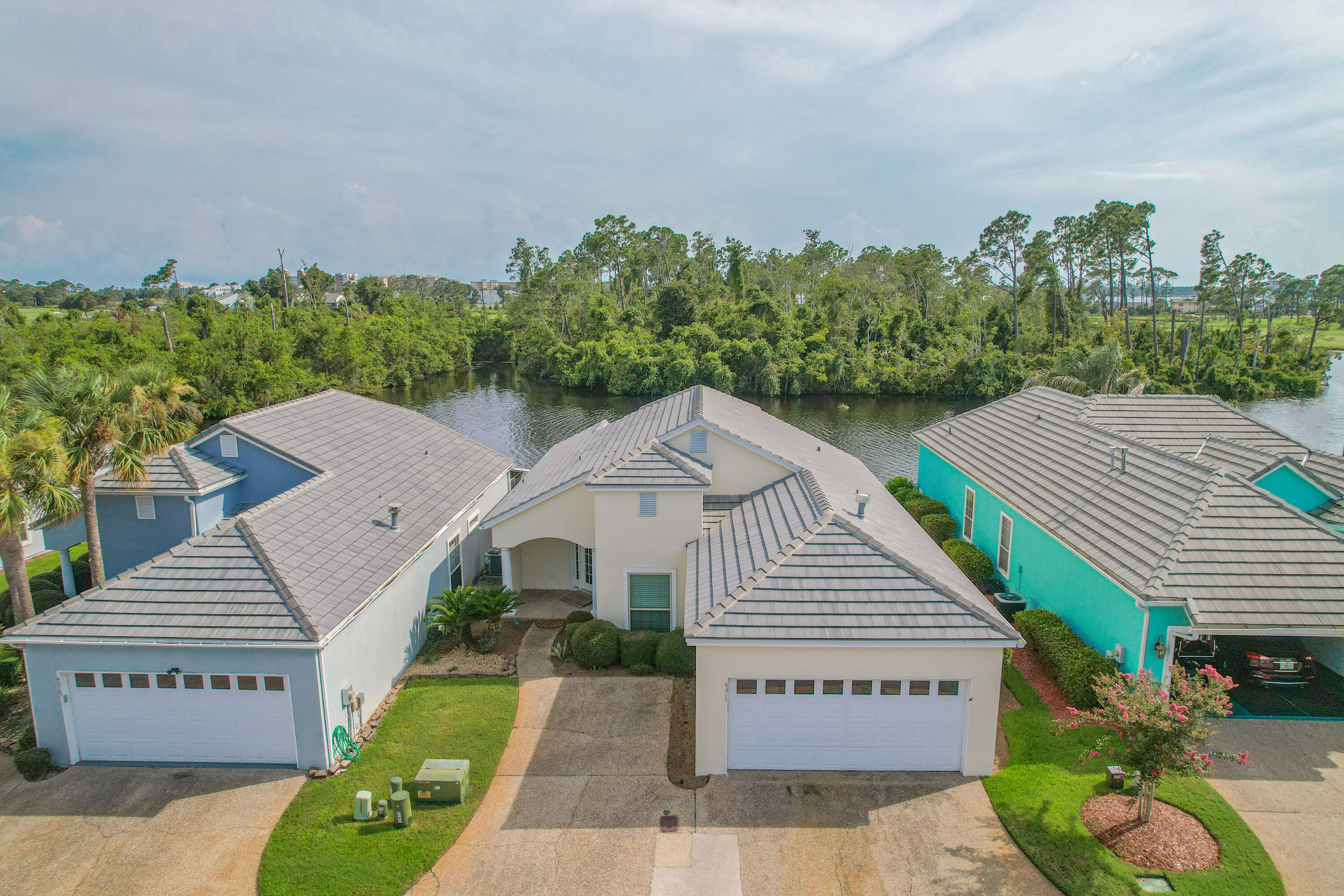 Legend Place Condos Phase 1 - Residential